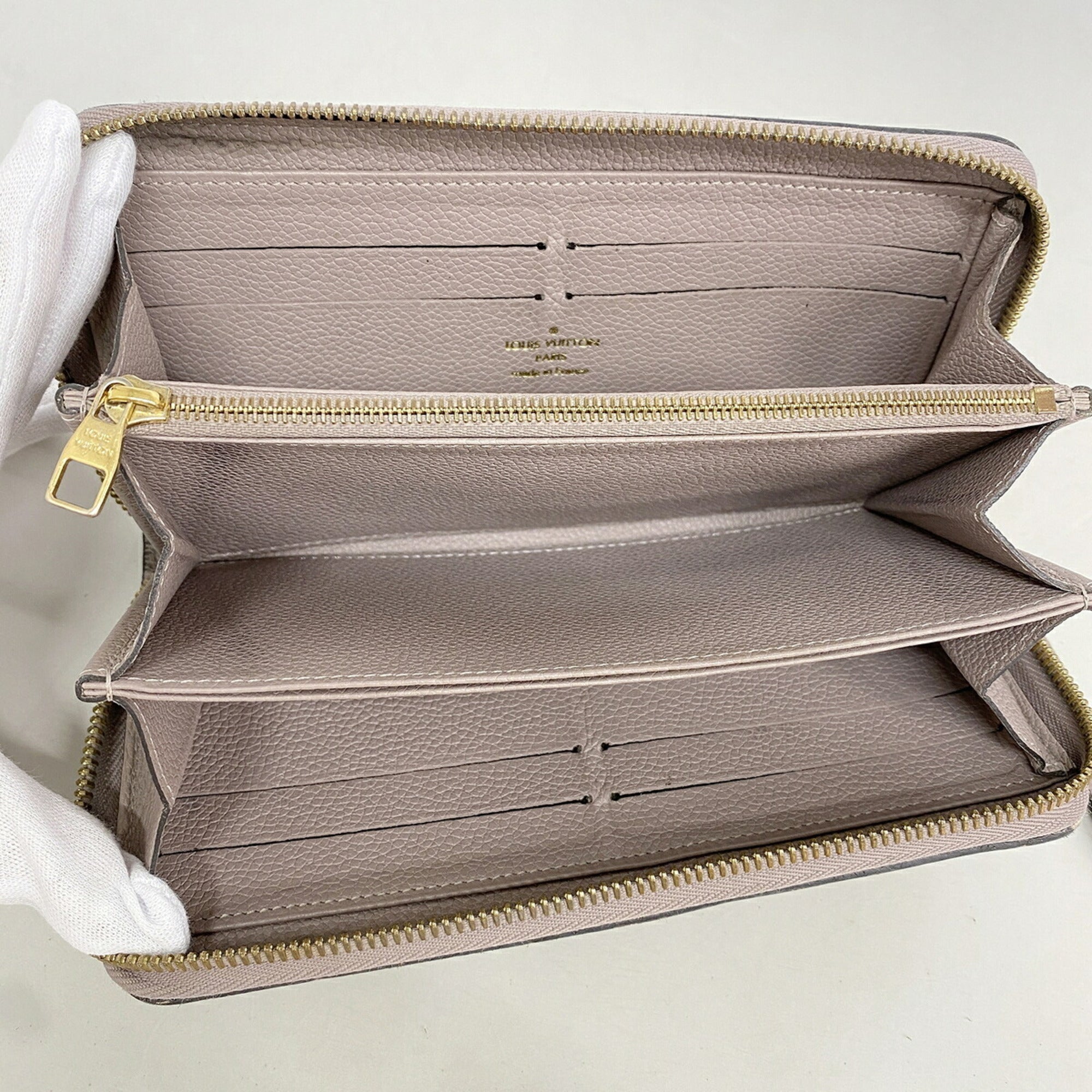 Louis Vuitton Pink Long Wallet (Bi-Fold) (Pre-Owned)