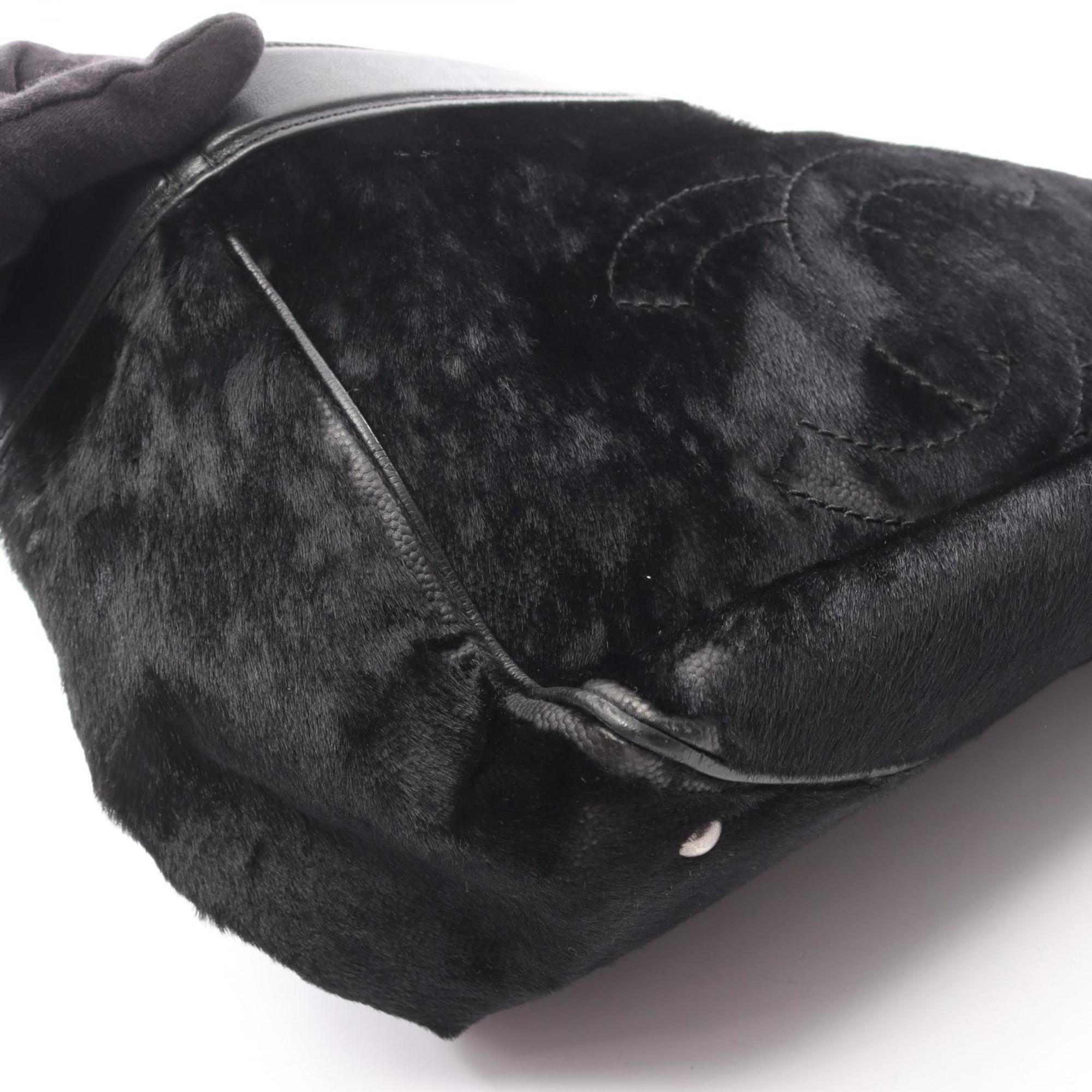 Chanel Black Leather Tote Bag (Pre-Owned)