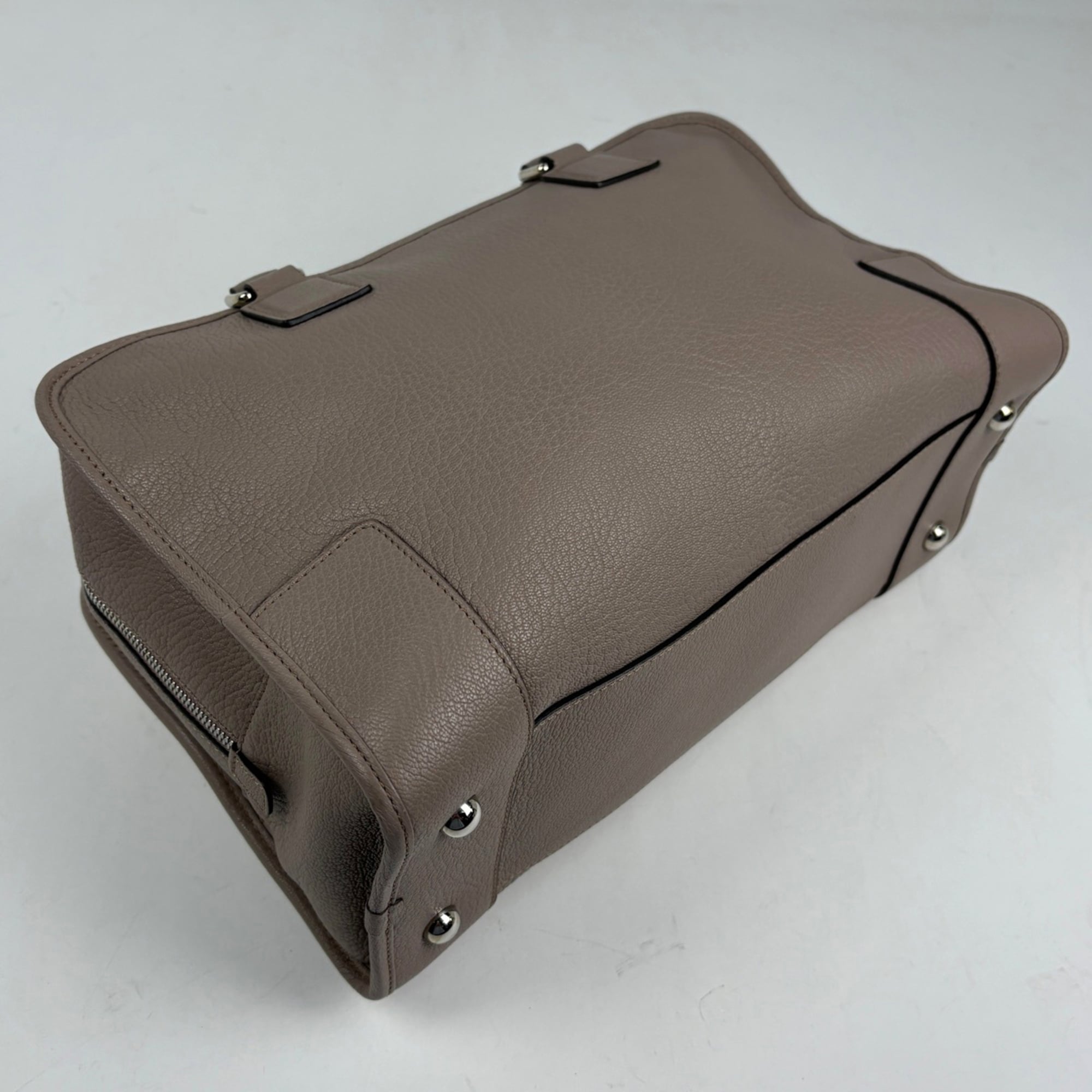 Loewe Amazona Grayish Leather Boston Bag (Pre-Owned)