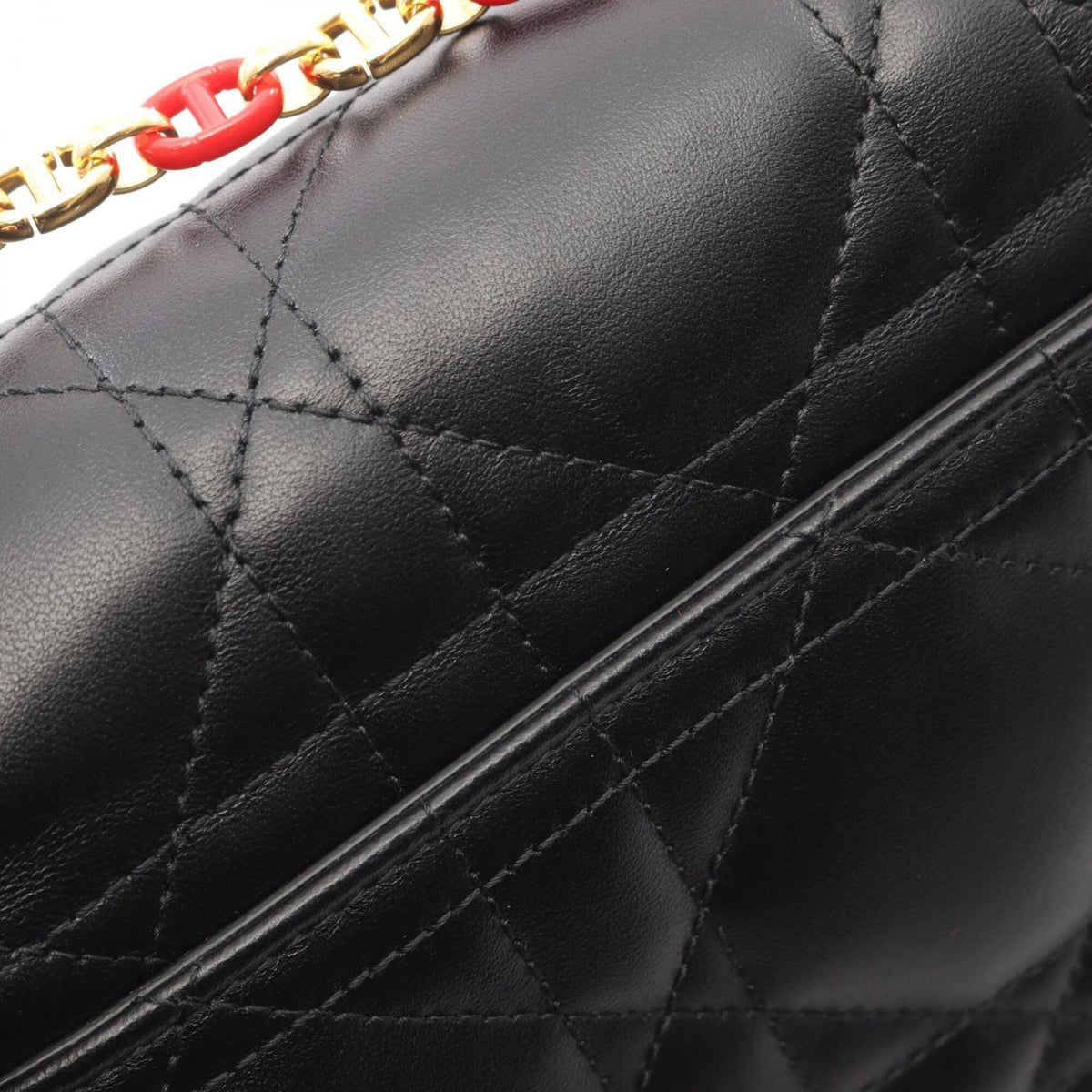 Christian Dior Black Leather Shoulder Bag (Pre-Owned)