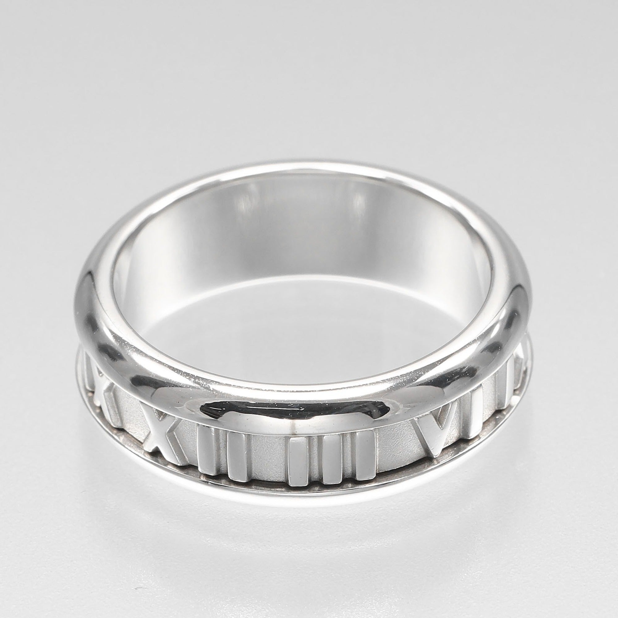 Tiffany White Gold (18K) Band Ring (Pre-Owned)