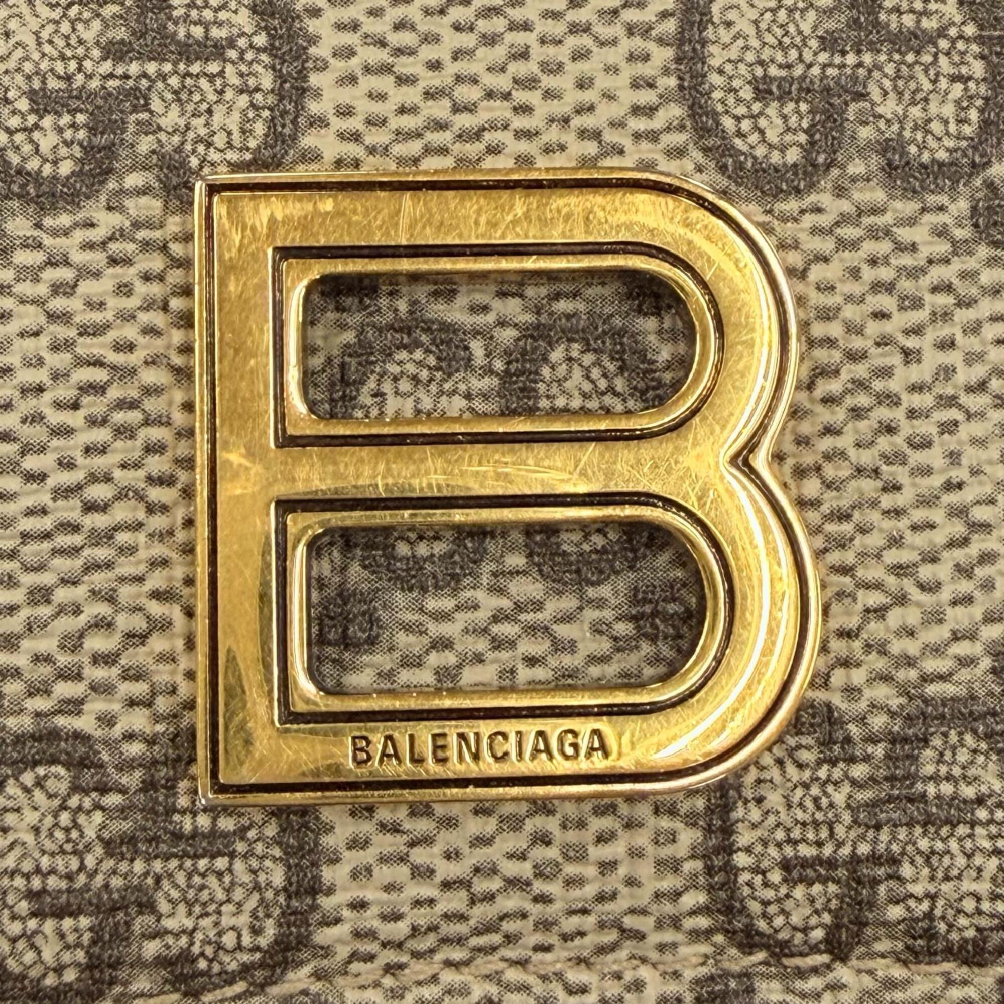 Gucci Beige Brown Gg Supreme Wallet (Tri-Fold) (Pre-Owned)