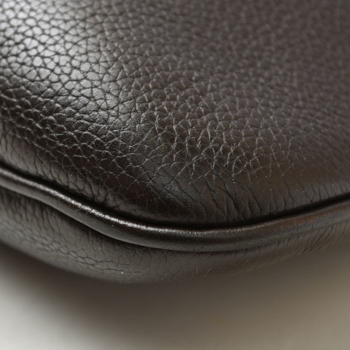 Loewe Dark Brown Leather Messenger Bag Shoulder Bag (Pre-Owned)