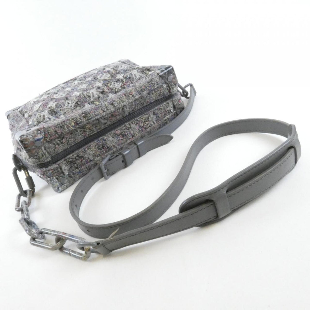 Louis Vuitton Gris Wool Cotton Shoulder Bag (Pre-Owned)