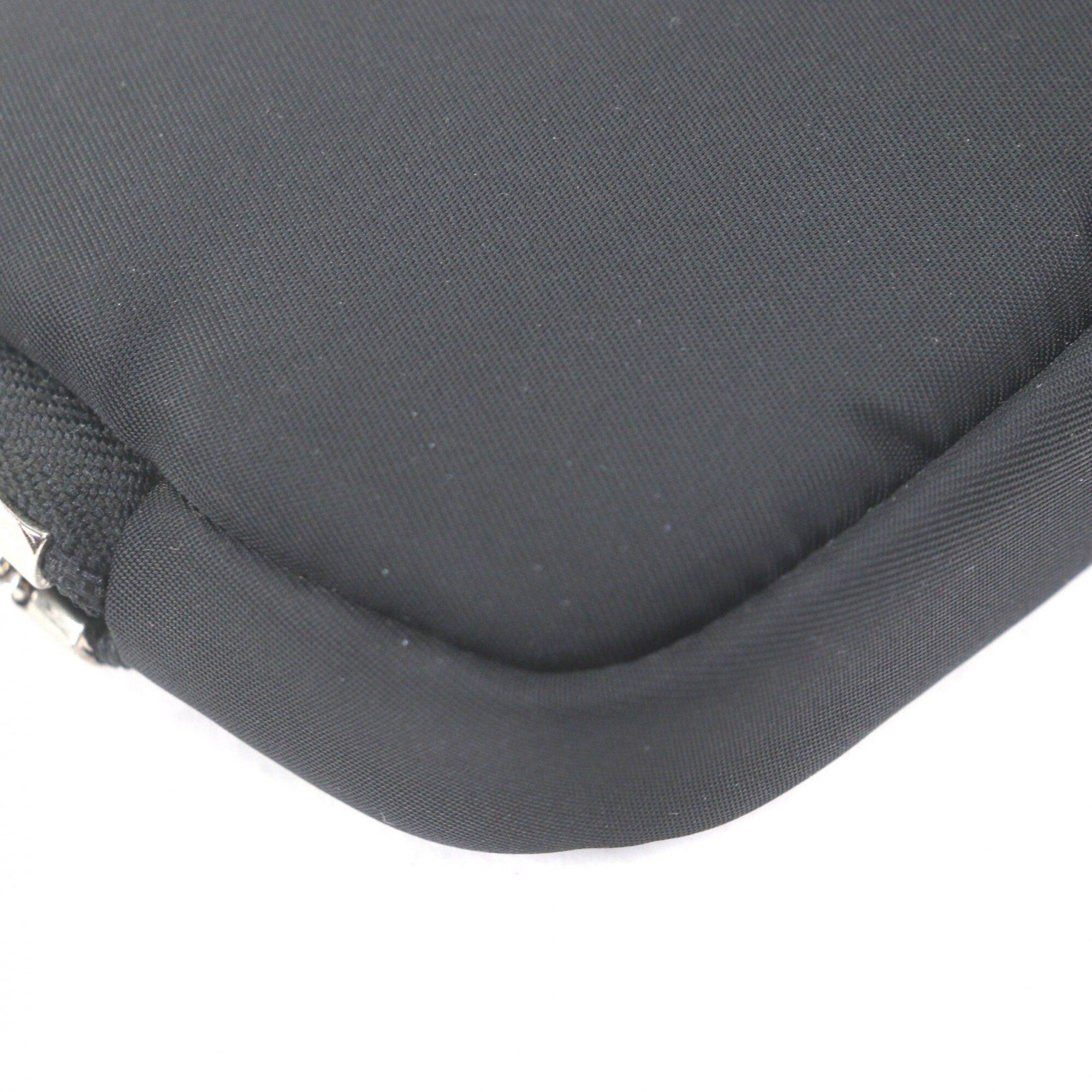 Prada Black Nylon Pouch (Pre-Owned)