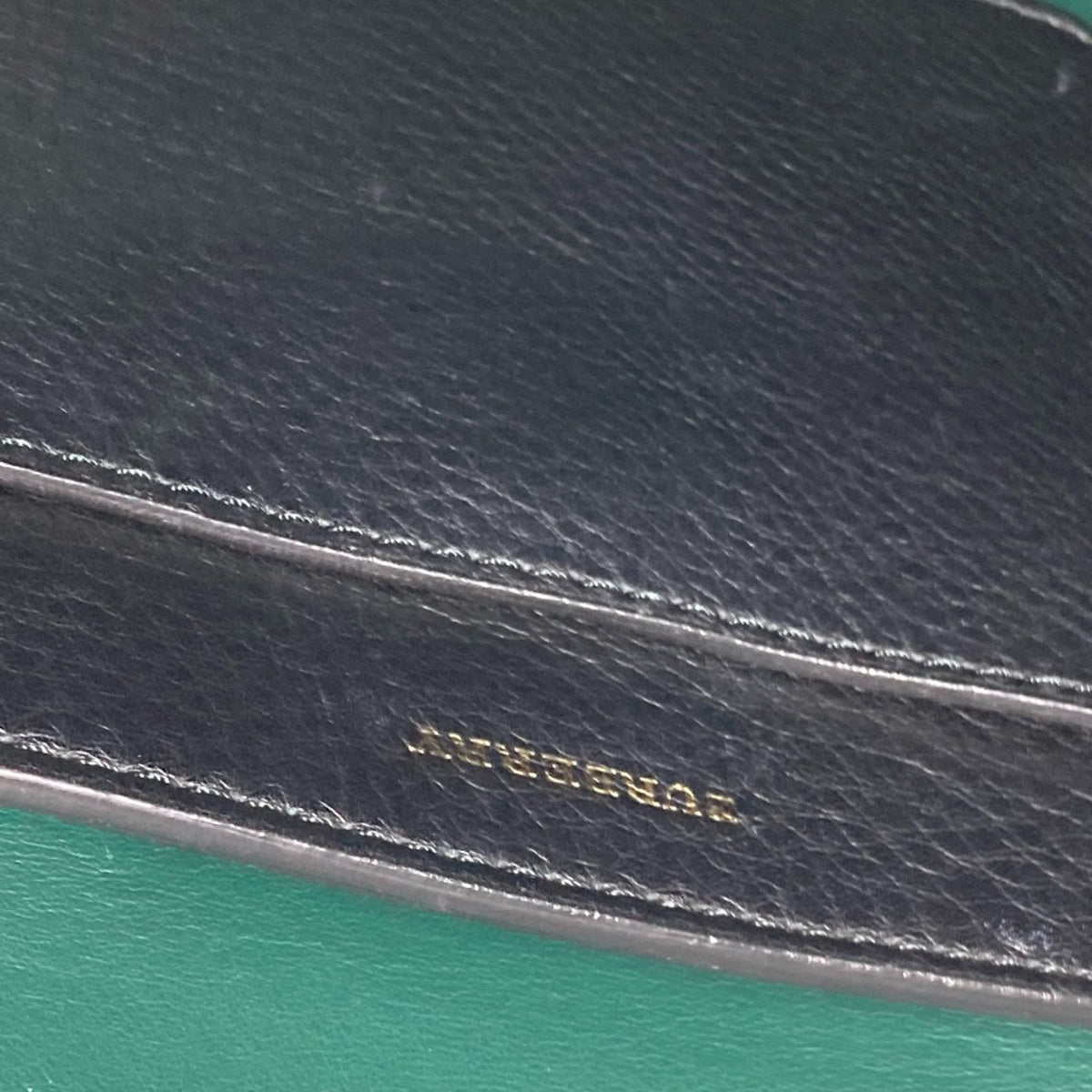 Burberry Black Leather Shoulder Bag (Pre-Owned)