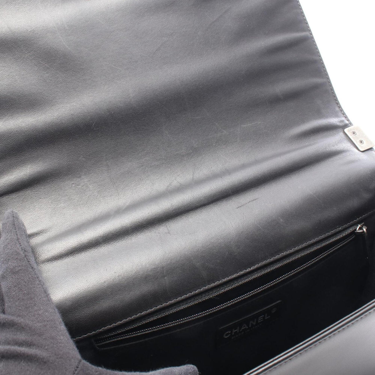 Chanel Black Leather Handbag Shoulder Bag (Pre-Owned)