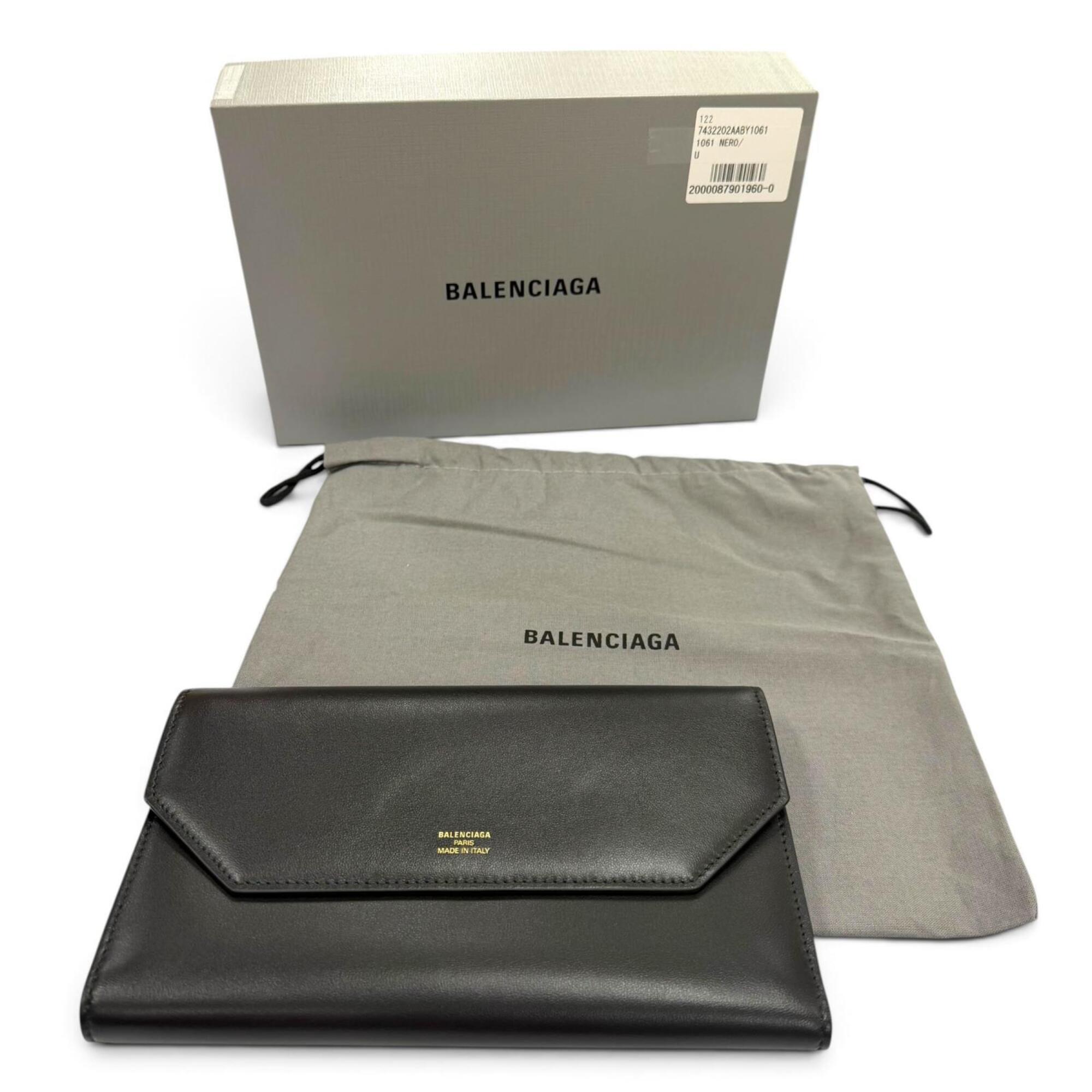 Balenciaga Black Leather Long Wallet (Tri-Fold) (Pre-Owned)