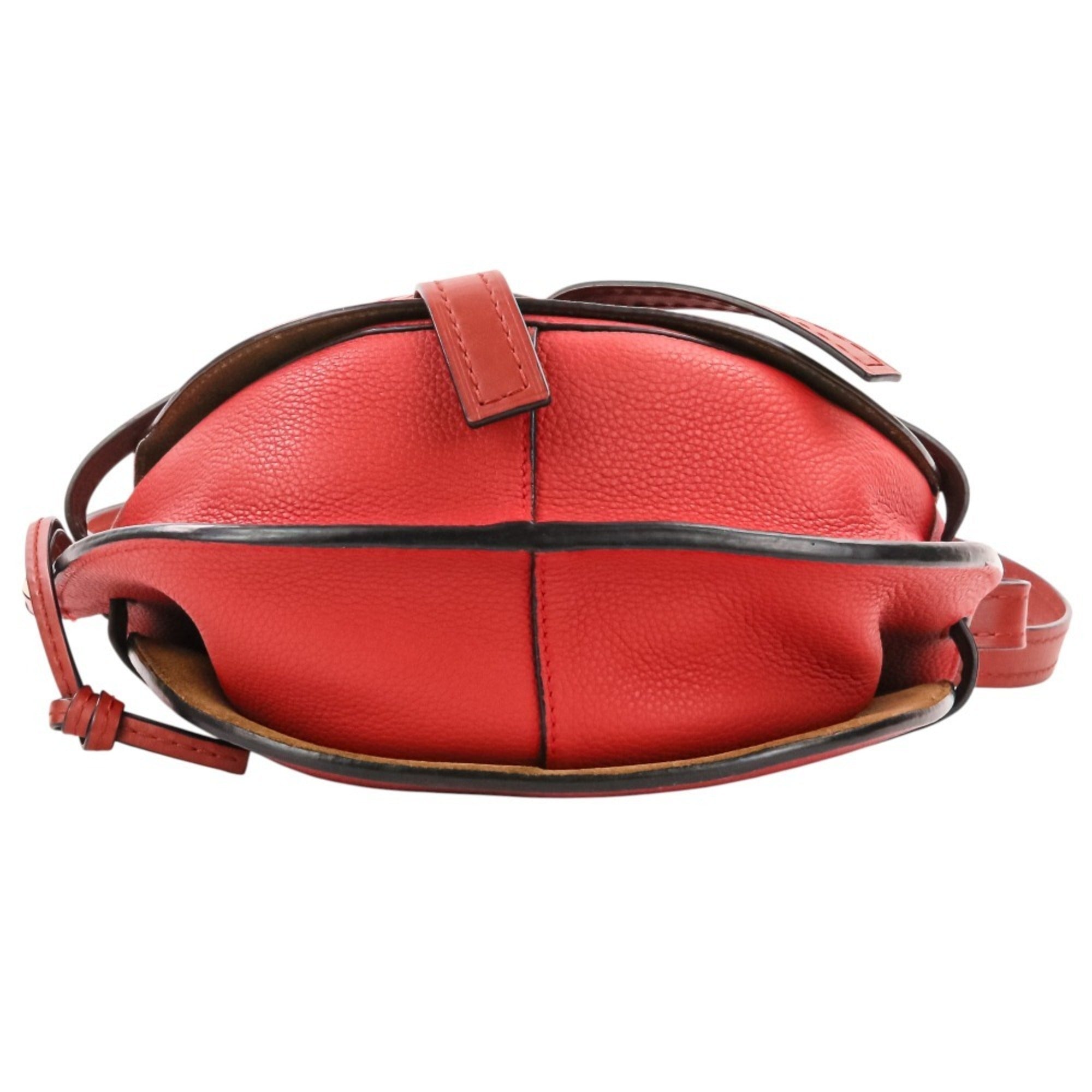 Loewe Red Color Leather Shoulder Bag (Pre-Owned)