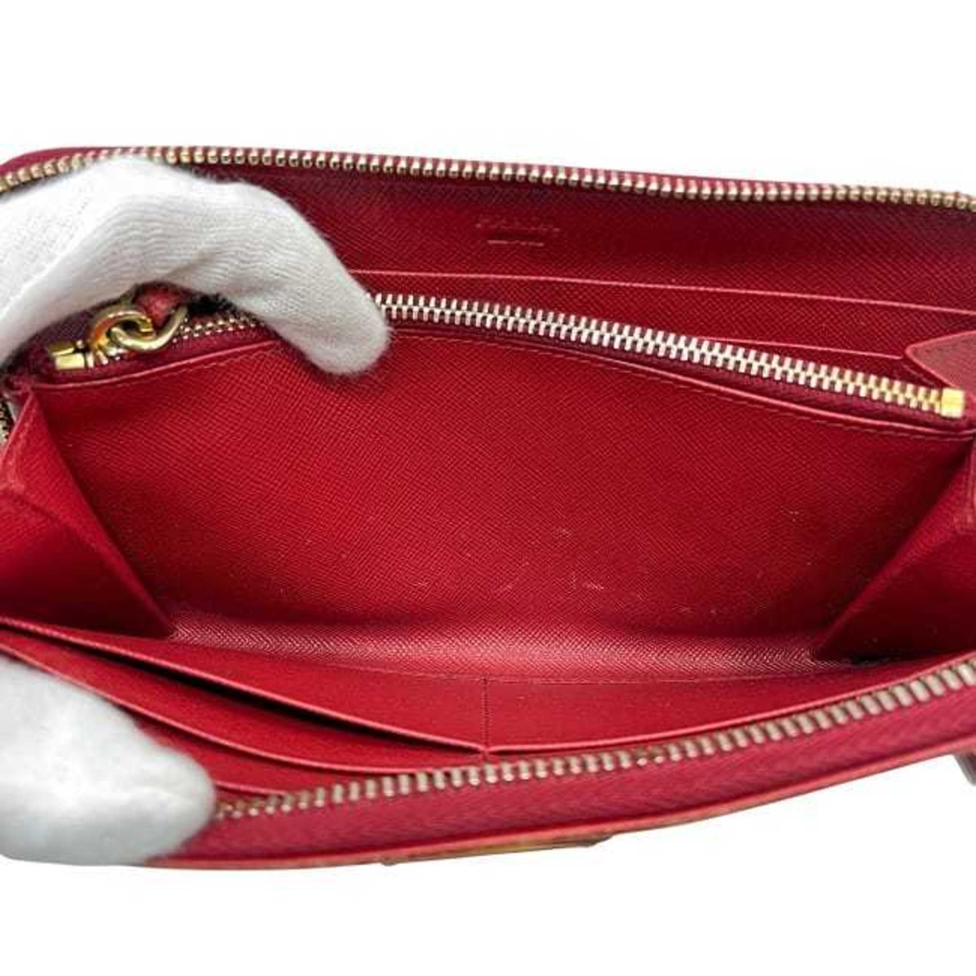 Prada Red Color Saffiano Long Wallet (Bi-Fold) (Pre-Owned)