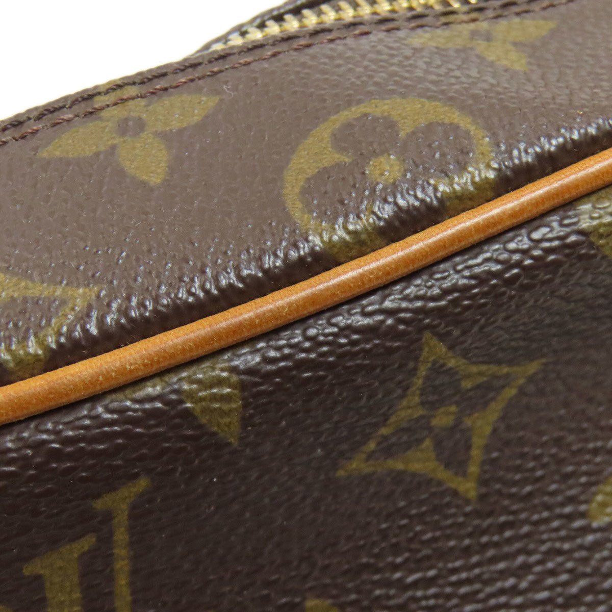 Louis Vuitton Monogram Monogram Monogram Canvas Shoulder Bag (Pre-Owned)