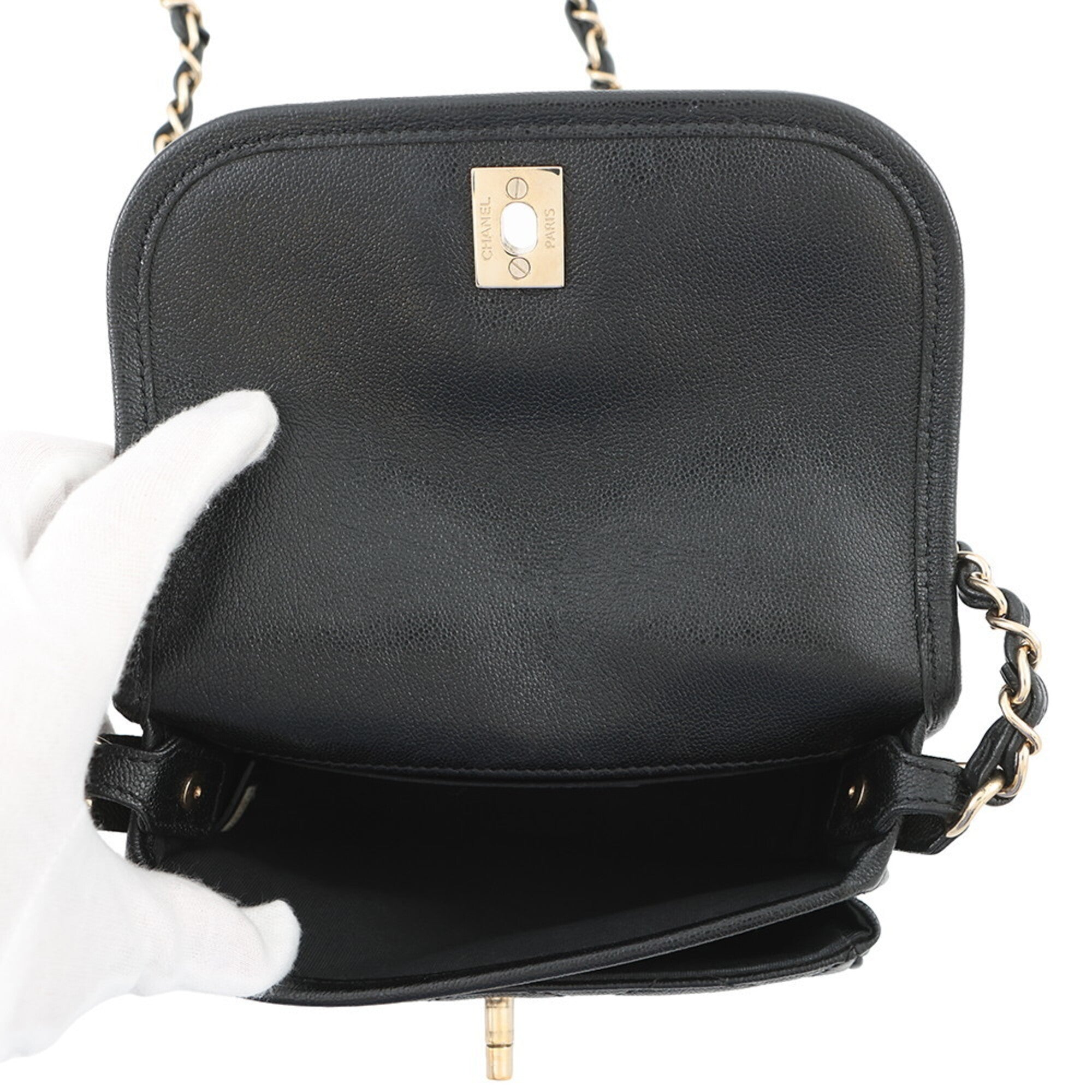 Chanel Black Leather Handbag Shoulder Bag (Pre-Owned)