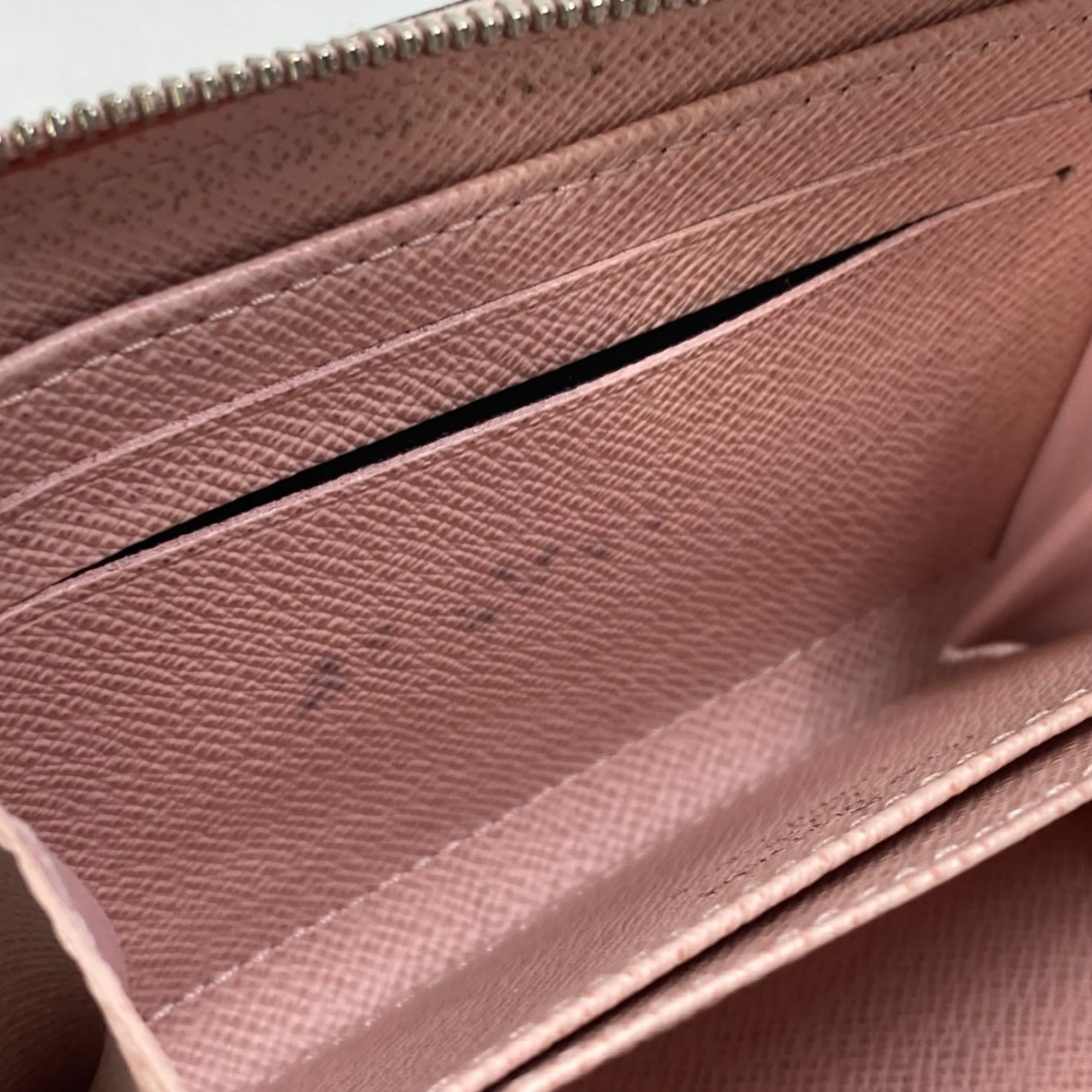 Louis Vuitton Epi Pink Epi Leather Coin Purse/Coin Case (Pre-Owned)