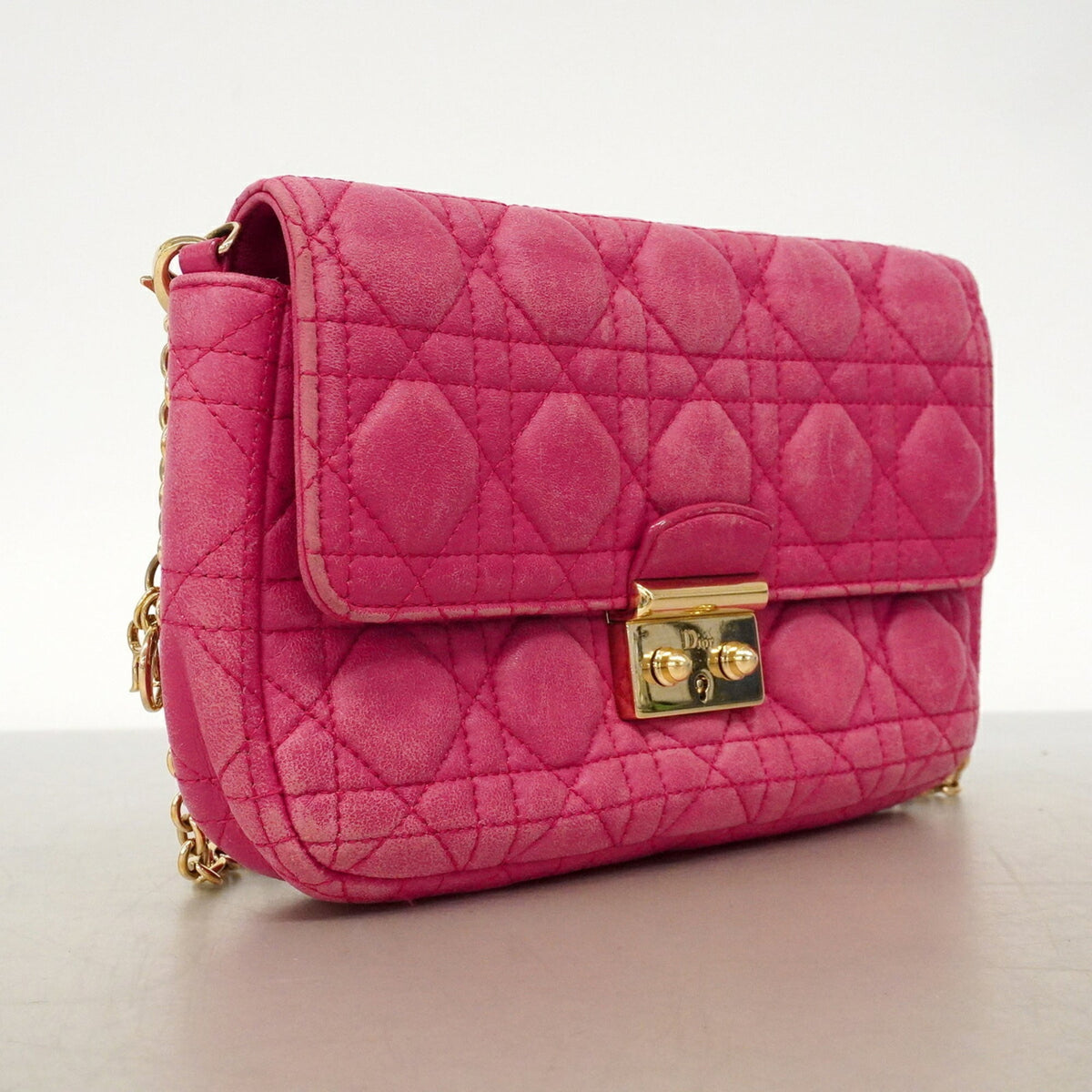 Christian Dior Pink Leather Shoulder Bag (Pre-Owned)