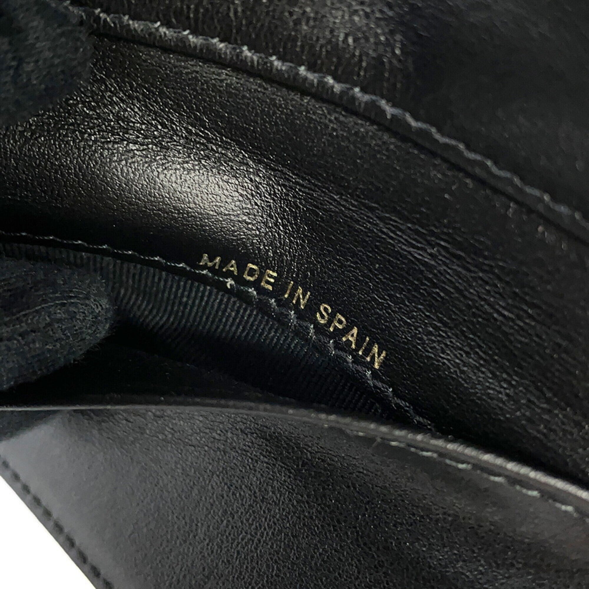 Chanel Black Grained Calfskin Wallet (Tri-Fold) (Pre-Owned)