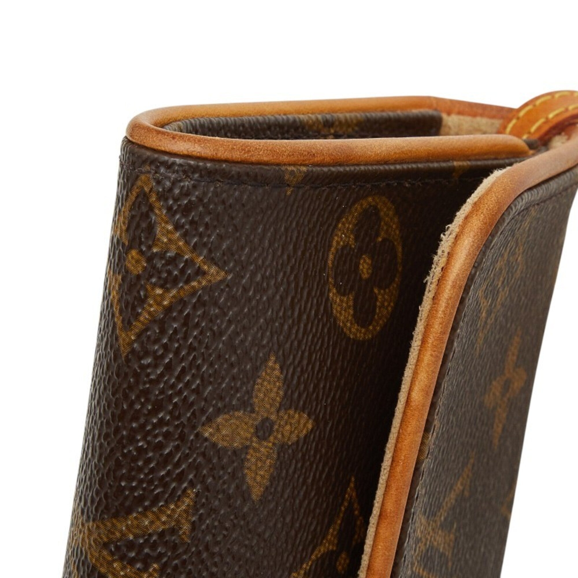 Louis Vuitton Monogram Brown Pvc Leather Pochette Shoulder Bag (Pre-Owned)