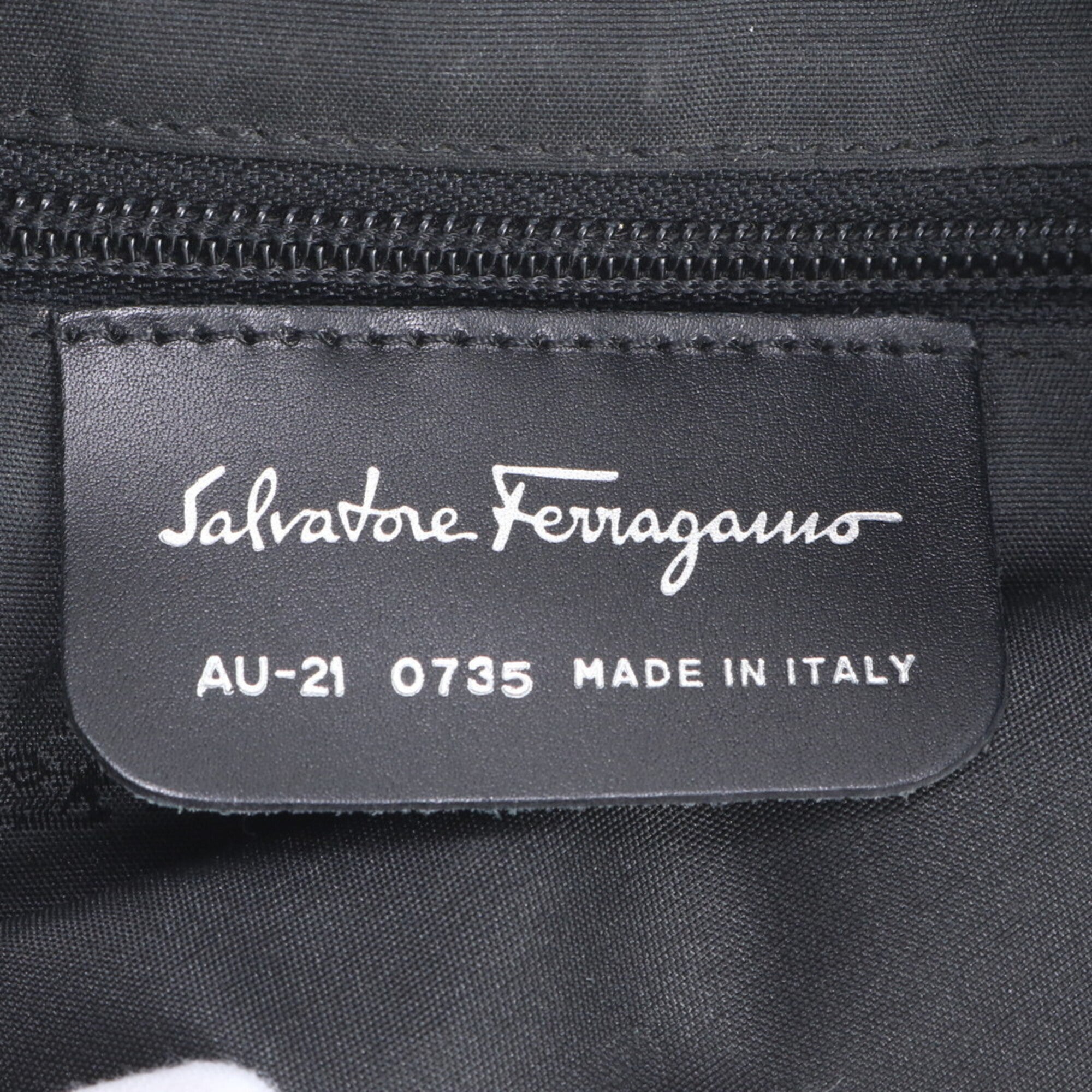 Salvatore Ferragamo Black Leather Handbag Shoulder Bag (Pre-Owned)