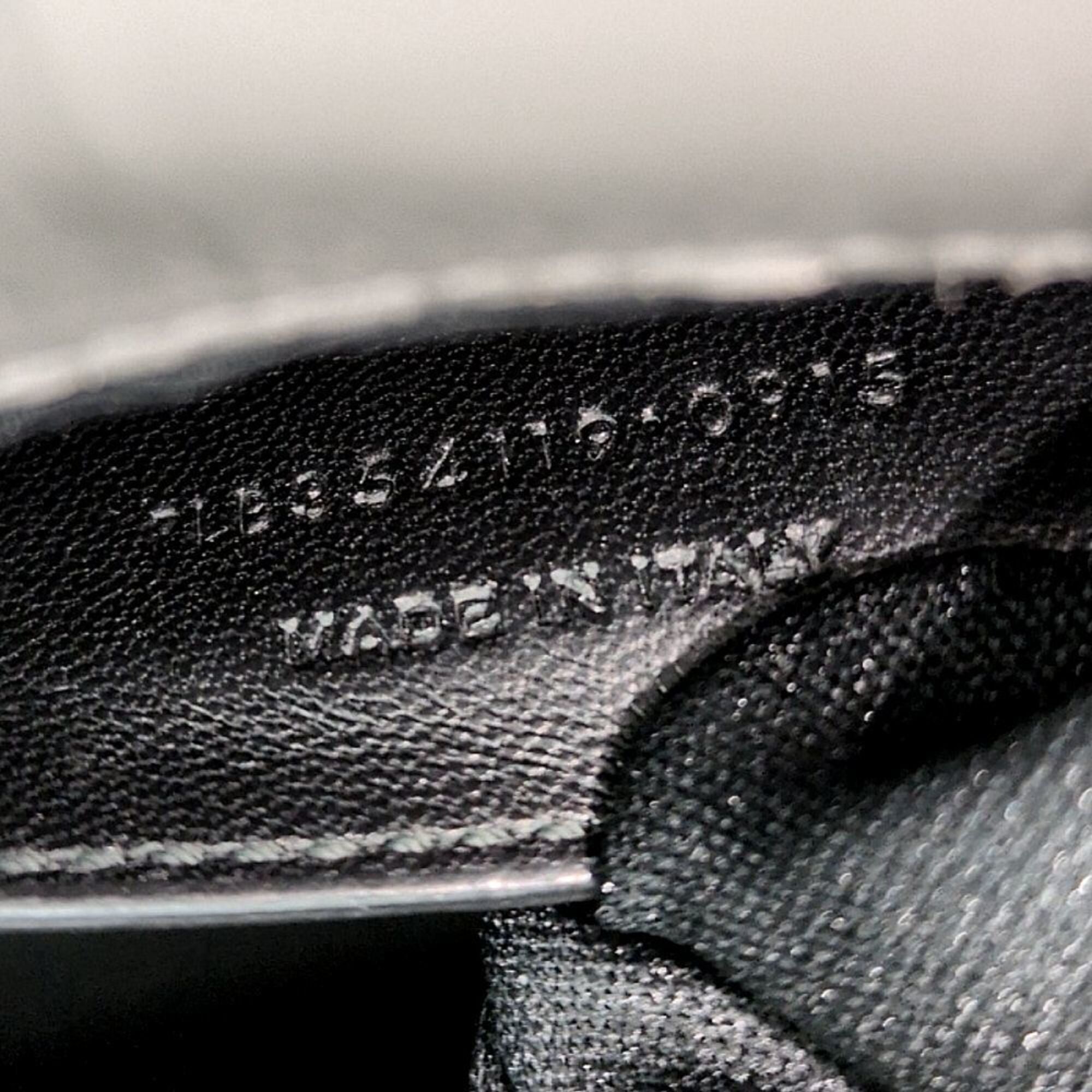 Yves Saint Laurent Gray Leather Shoulder Bag (Pre-Owned)