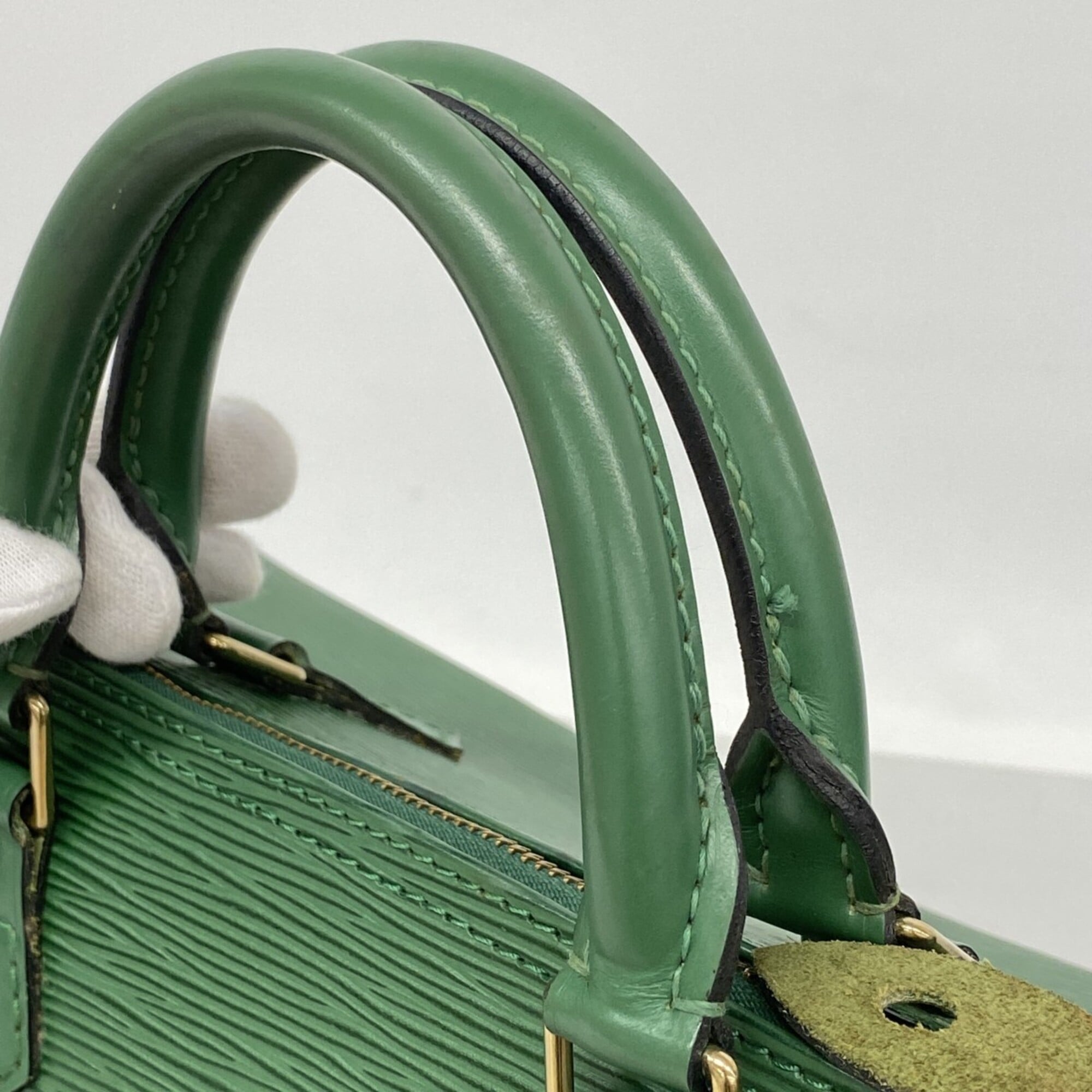 Louis Vuitton Borneo Green Handbag (Pre-Owned)