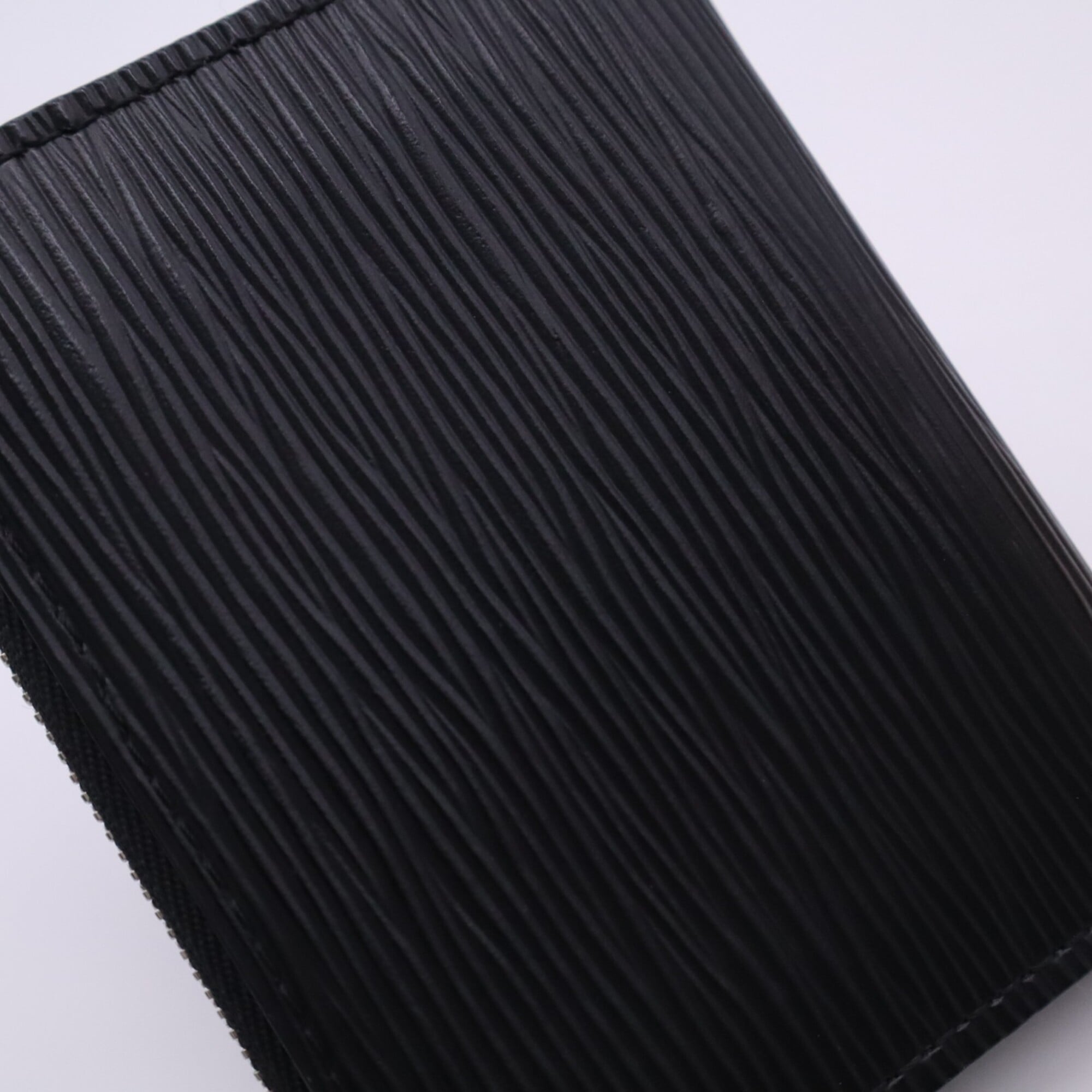 Louis Vuitton Epi Black Leather Coin Purse/Coin Case (Pre-Owned)