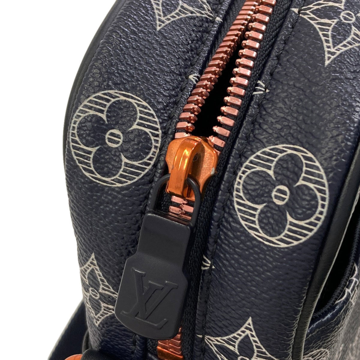 Louis Vuitton Blue Monogram Monogram Shoulder Bag (Pre-Owned)