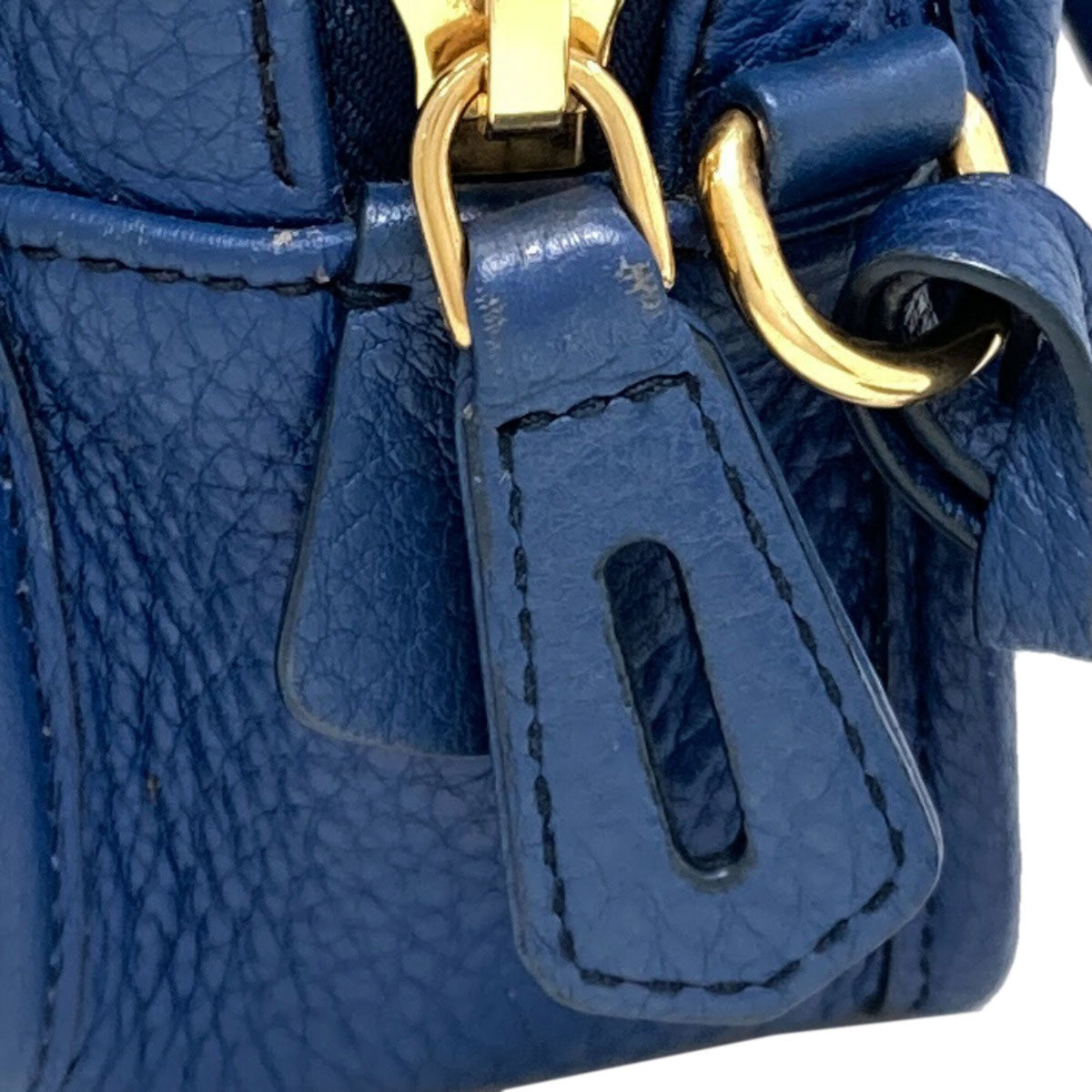 Miu Miu Blue Leather Handbag (Pre-Owned)