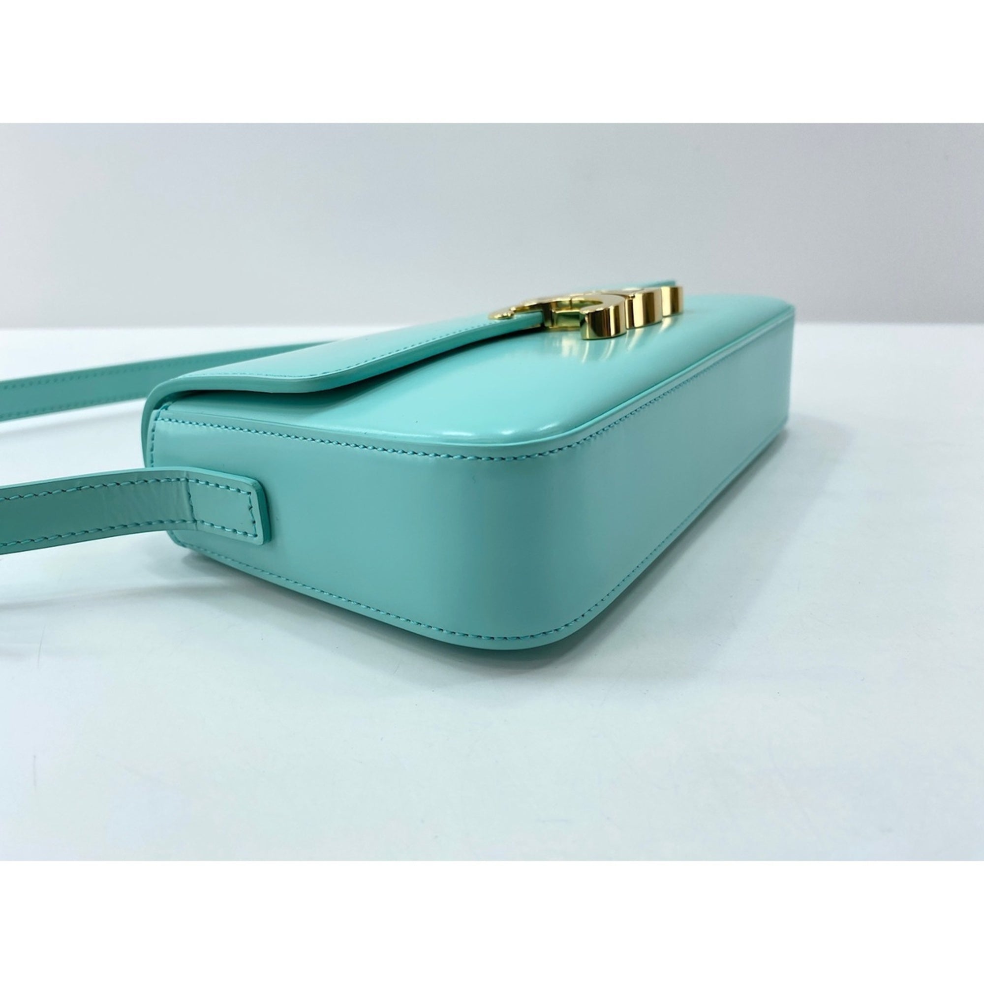 Celine Blue Shoulder Bag (Pre-Owned)