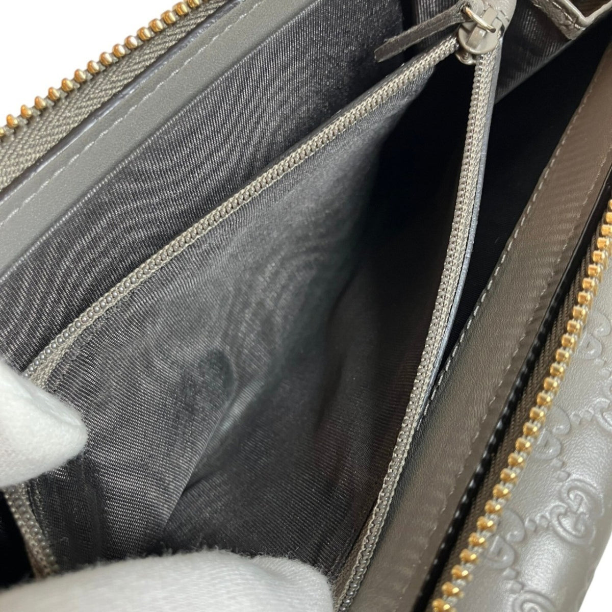 Gucci Gray Leather Long Wallet (Bi-Fold) (Pre-Owned)