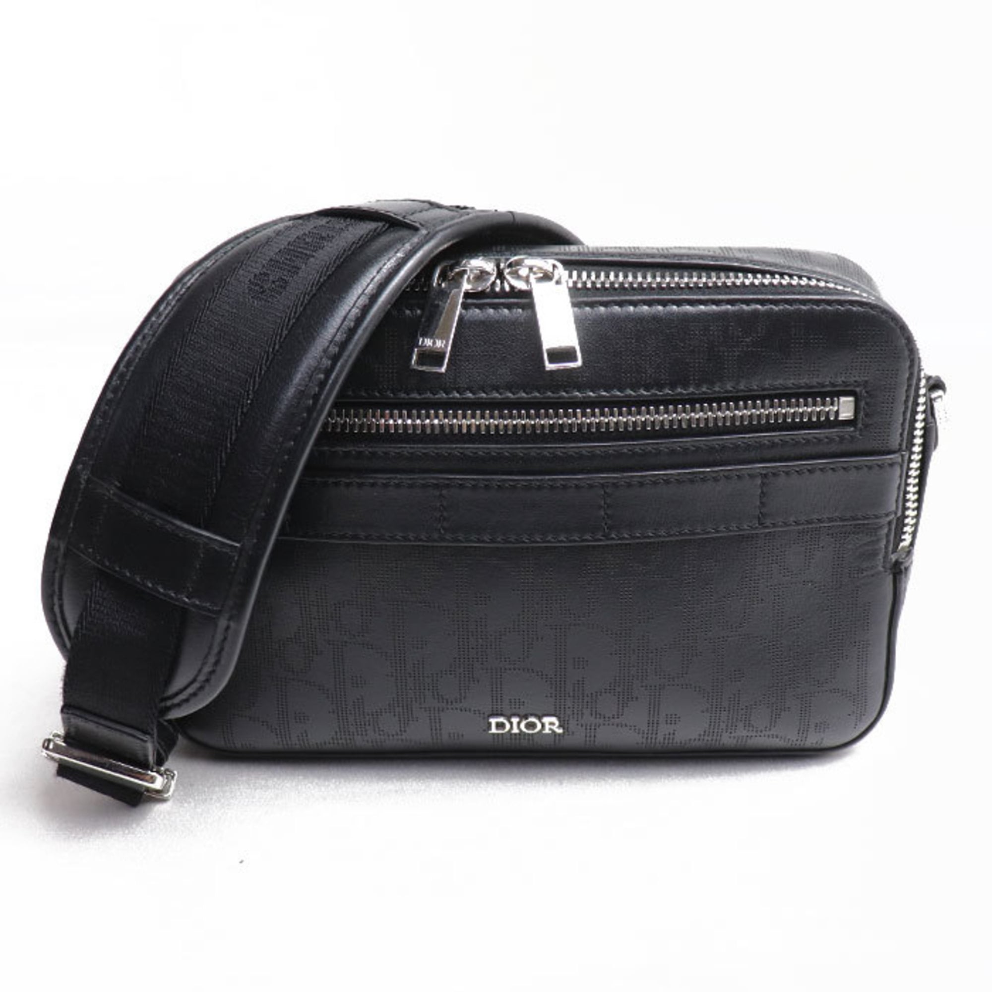 Christian Dior Black Leather Shoulder Bag (Pre-Owned)
