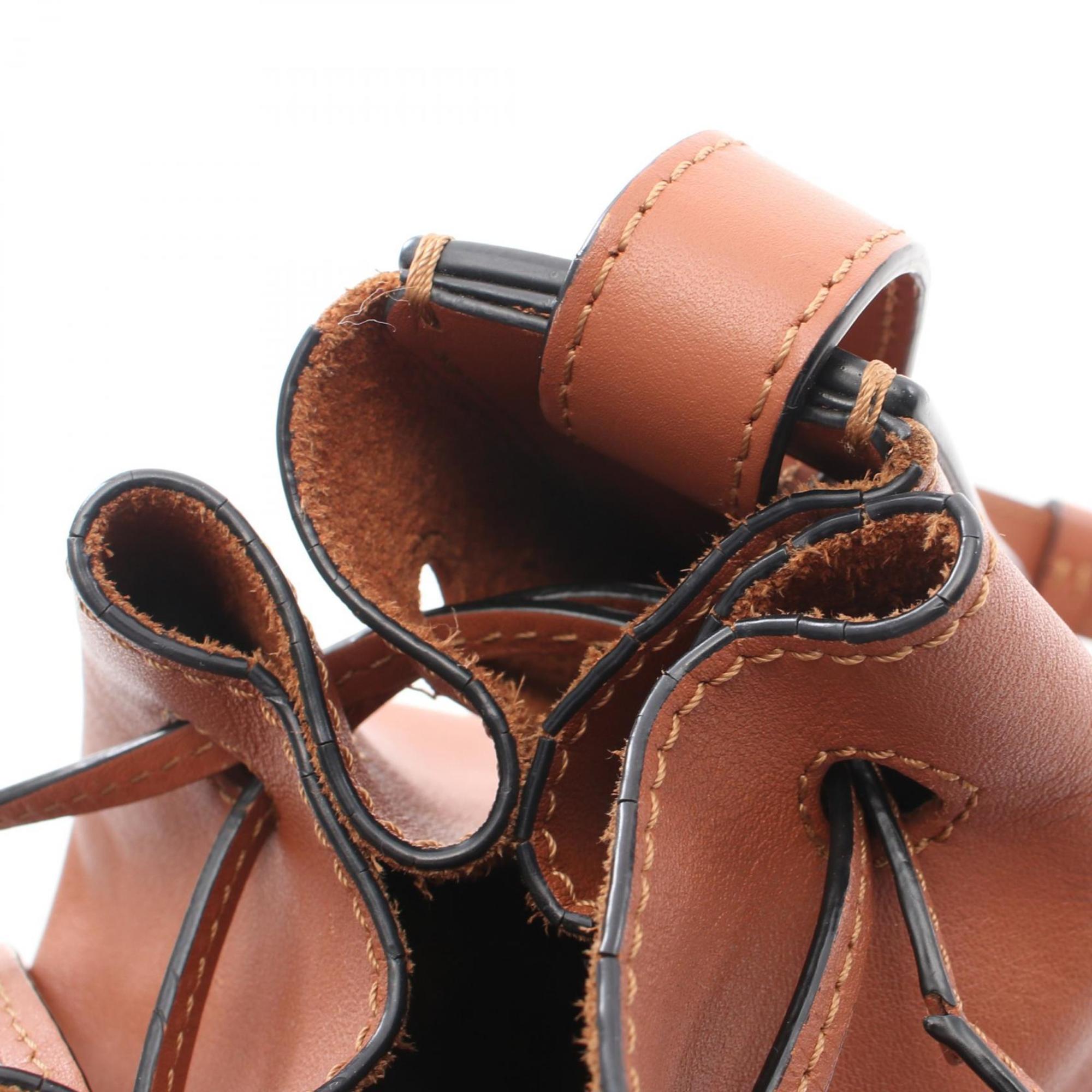 Loewe Brown Leather Shoulder Bag (Pre-Owned)