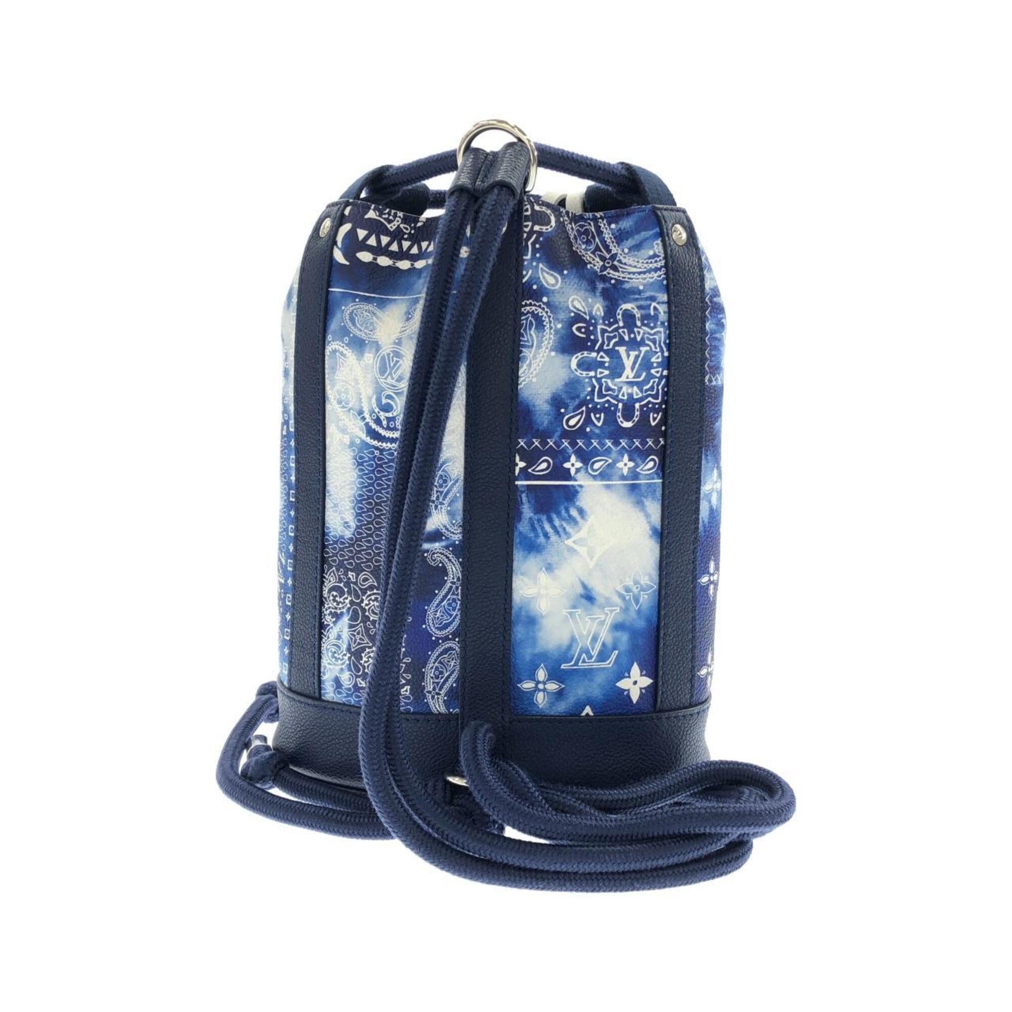Louis Vuitton Blue Leather Shoulder Bag (Pre-Owned)