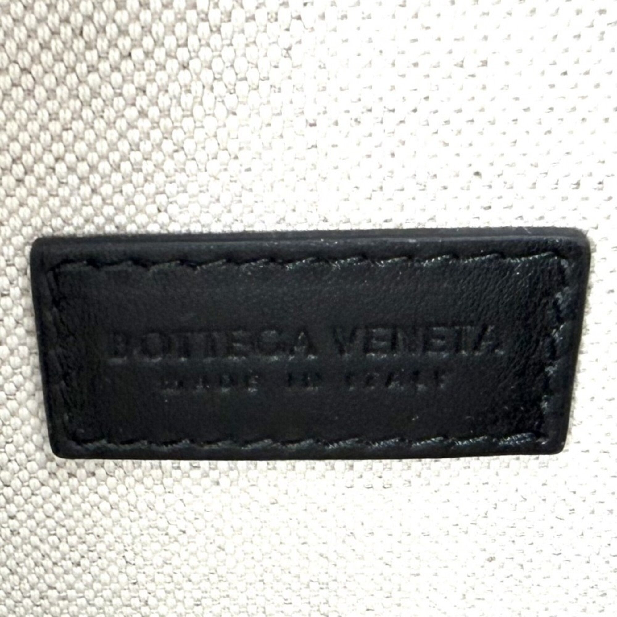 Bottega Veneta Black Leather Handbag Shoulder Bag (Pre-Owned)