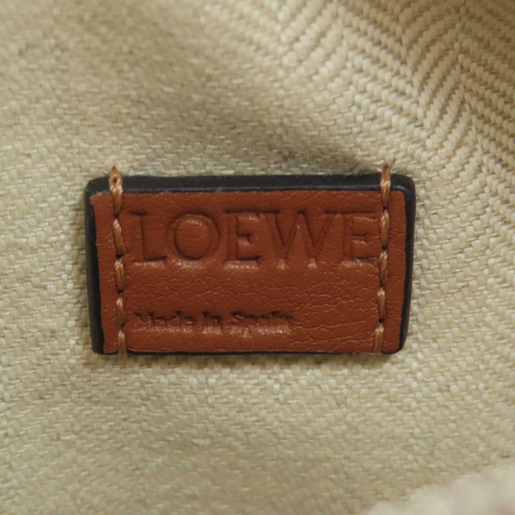 Loewe Brown Leather Handbag (Pre-Owned)