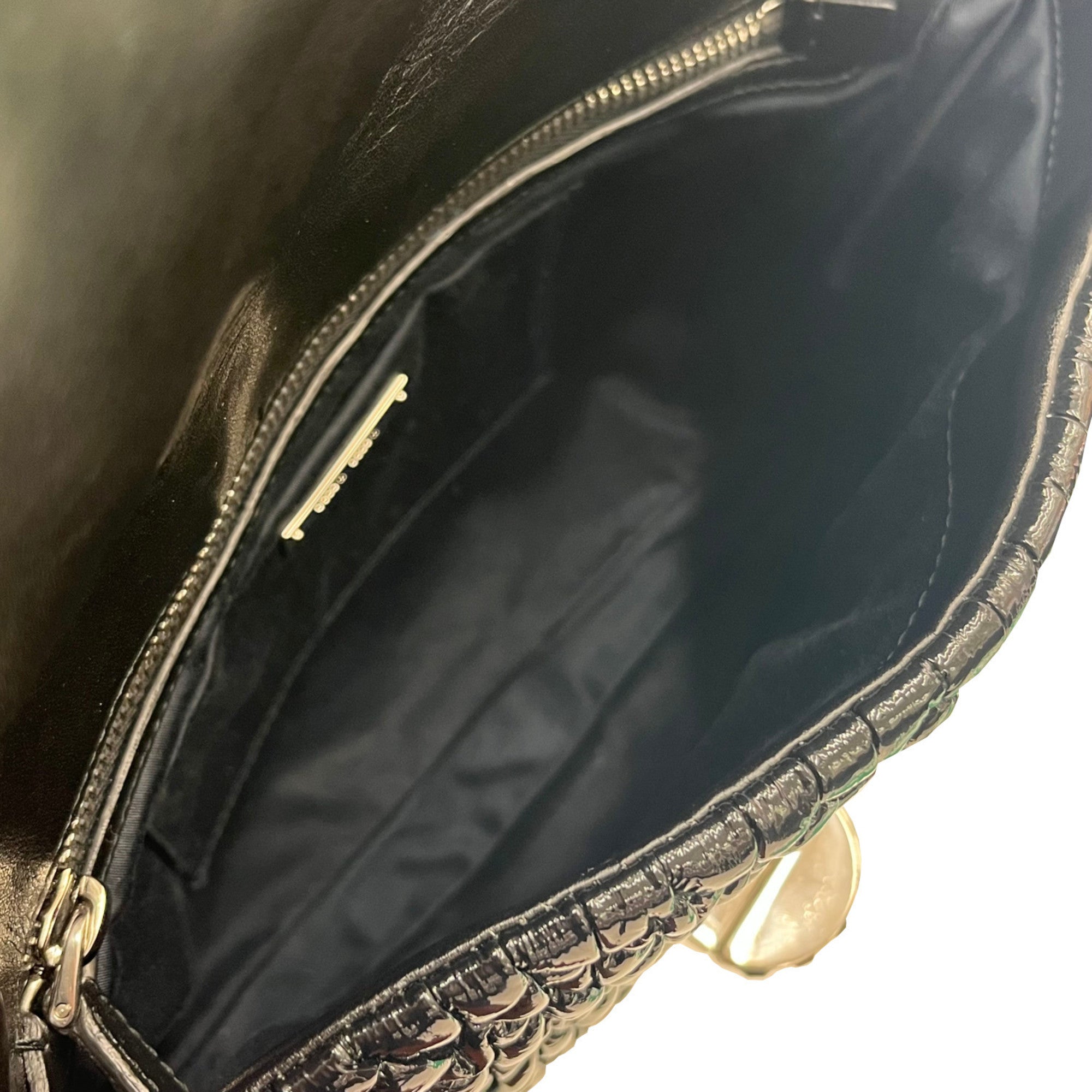 Miu Miu Matelasse Black Patent Leather Clutch Bag Shoulder Bag (Pre-Owned)