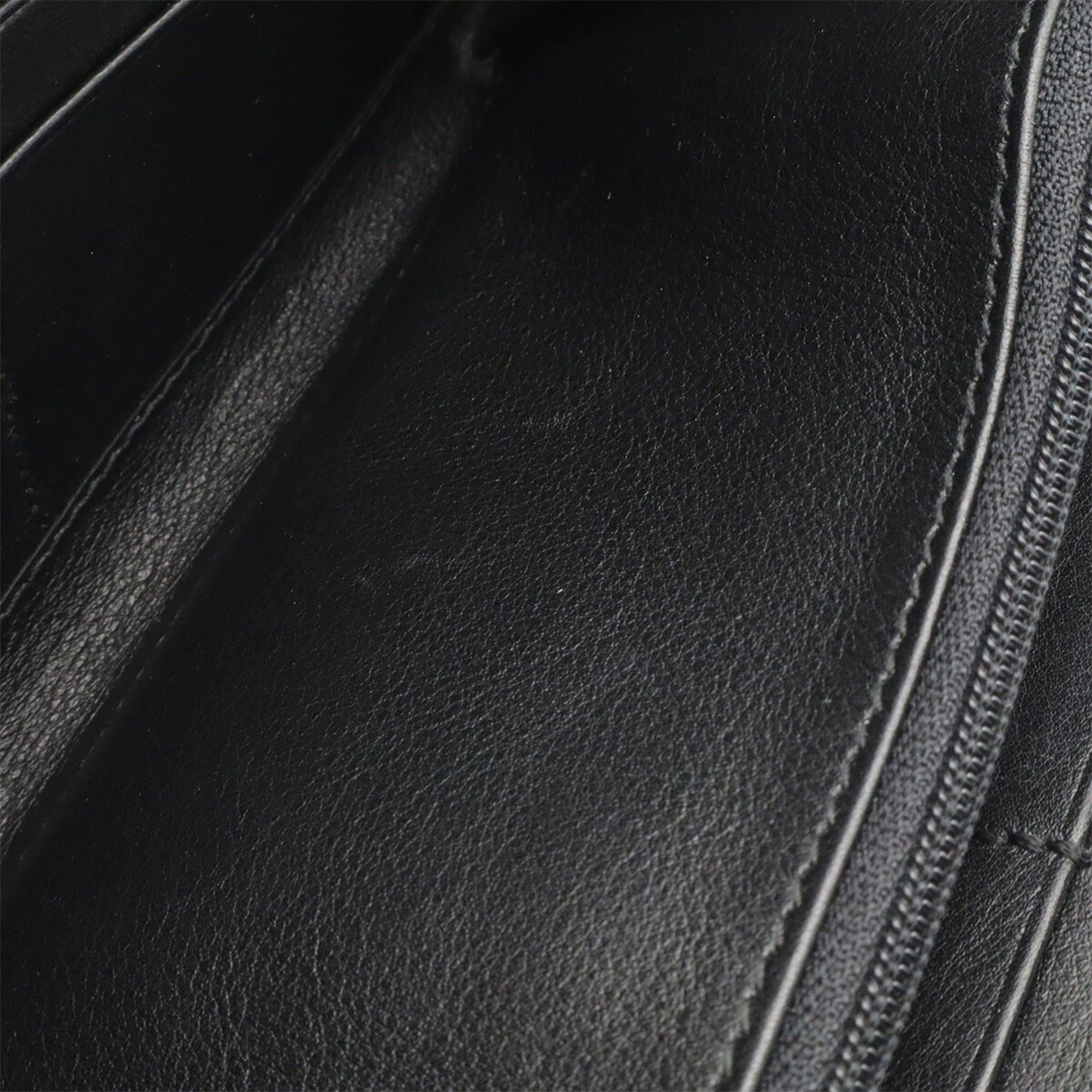 Gucci Black Leather Long Wallet (Bi-Fold) (Pre-Owned)