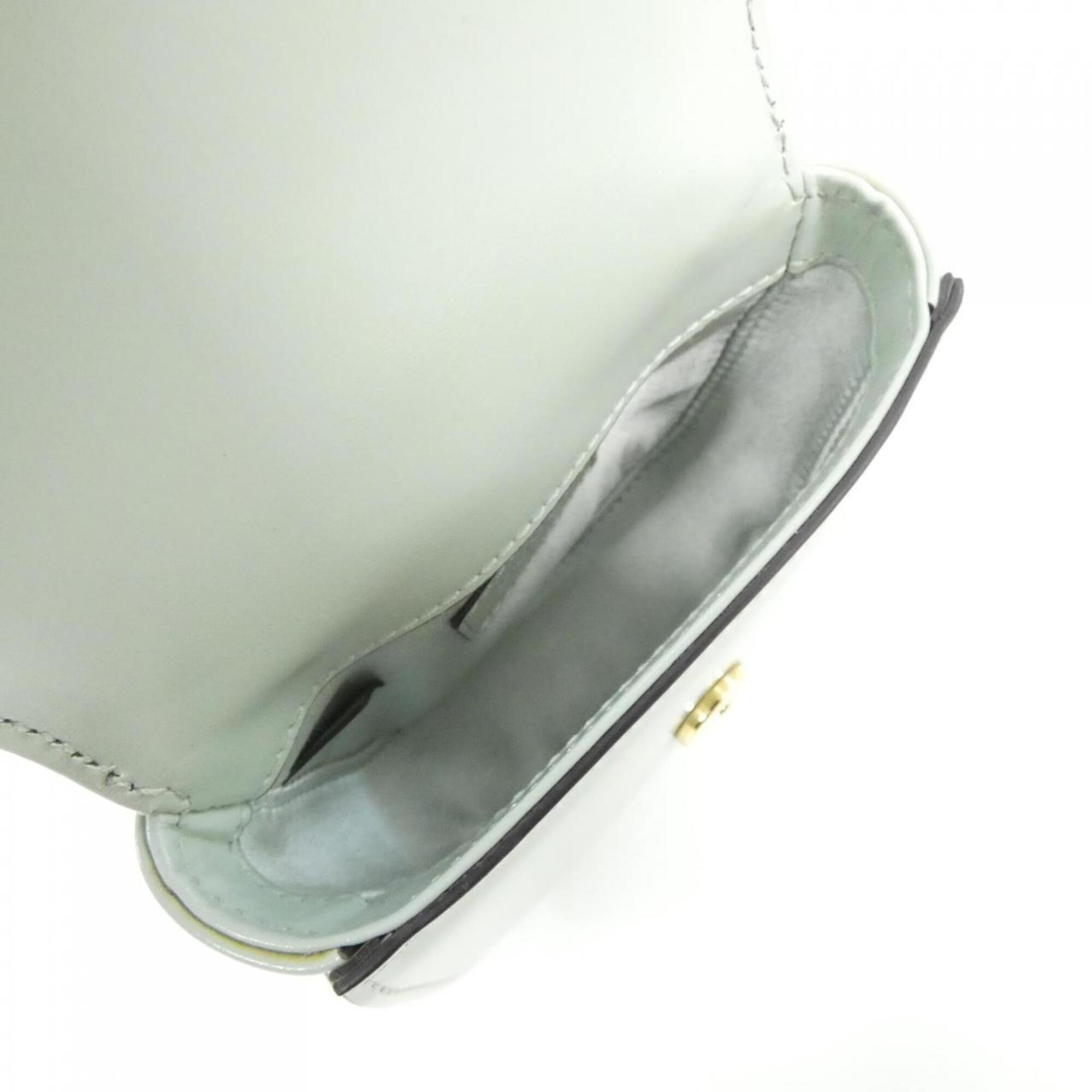 Gucci Pale Green Leather Handbag (Pre-Owned)