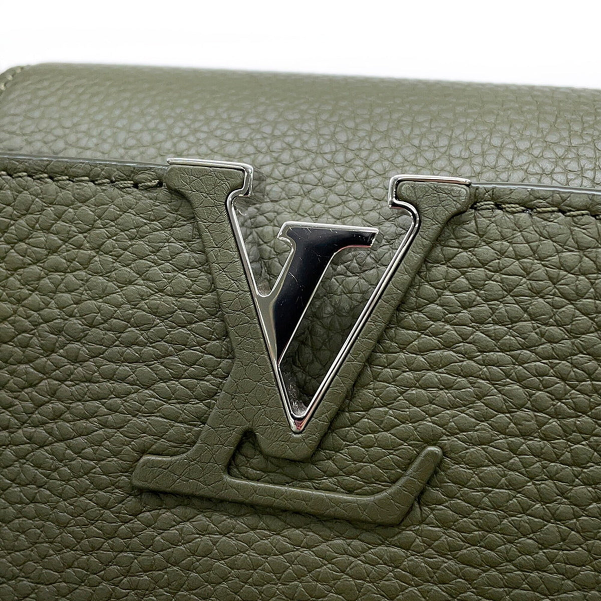 Louis Vuitton Green Khaki Leather Handbag Shoulder Bag (Pre-Owned)
