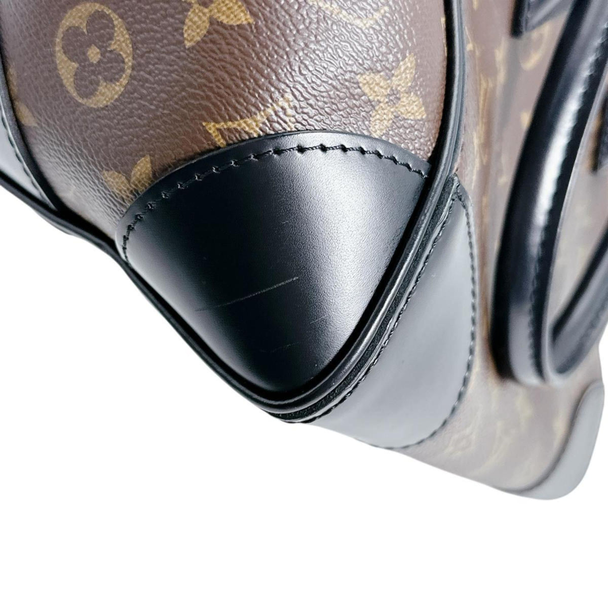 Louis Vuitton Brown Monogram Canvas Handbag (Pre-Owned)