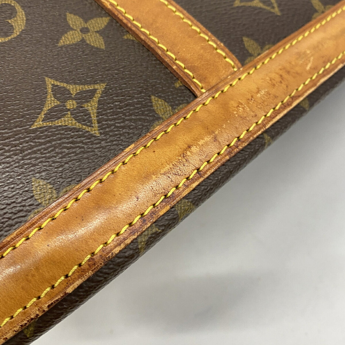 Louis Vuitton Brown Tote Bag (Pre-Owned)