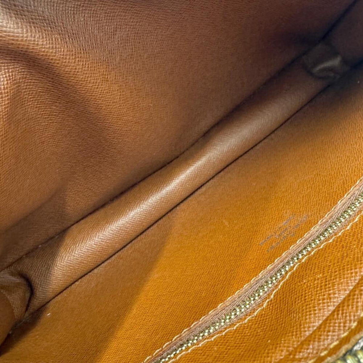 Louis Vuitton Brown Monogram Clutch Bag (Pre-Owned)