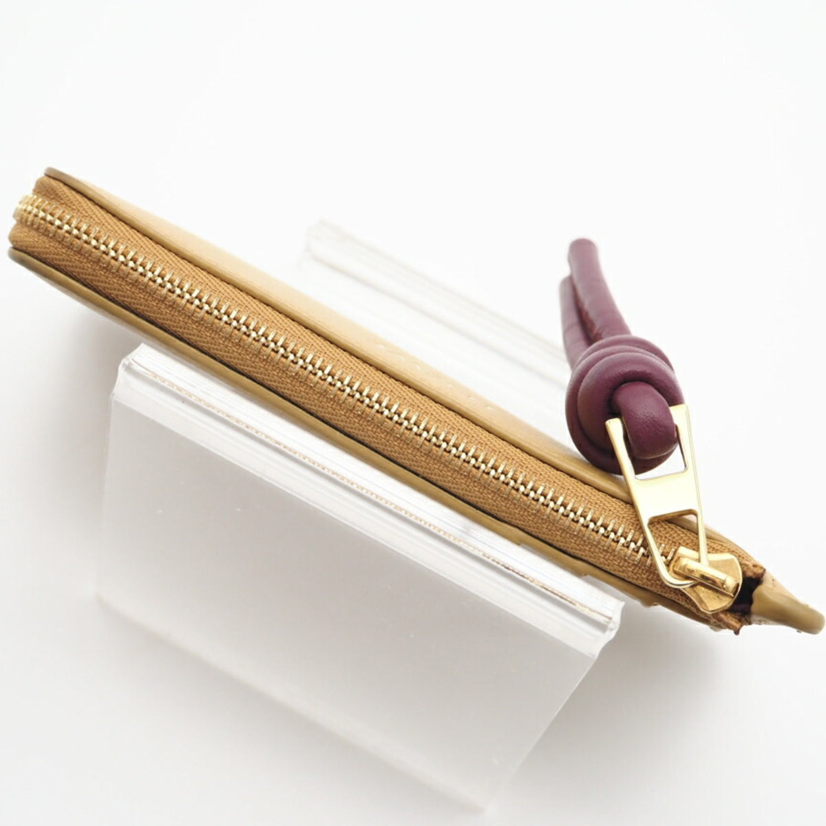 Loewe Bordeaux Yellow Leather Coin Purse/Coin Case (Pre-Owned)