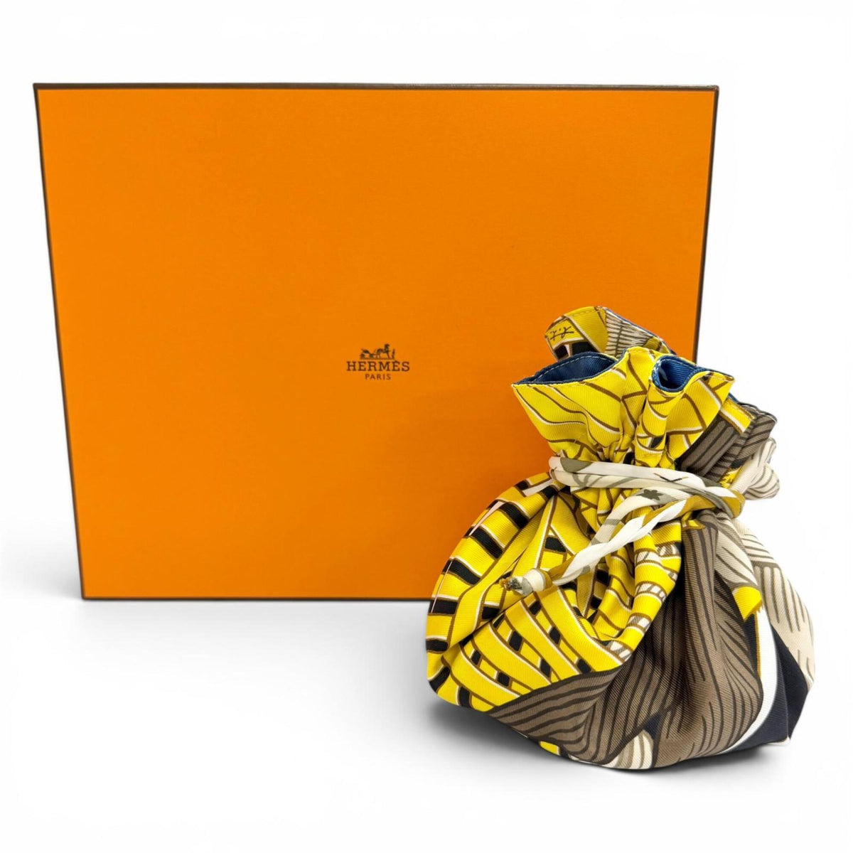 Hermes Blue Yellow Silk Pouch (Pre-Owned)