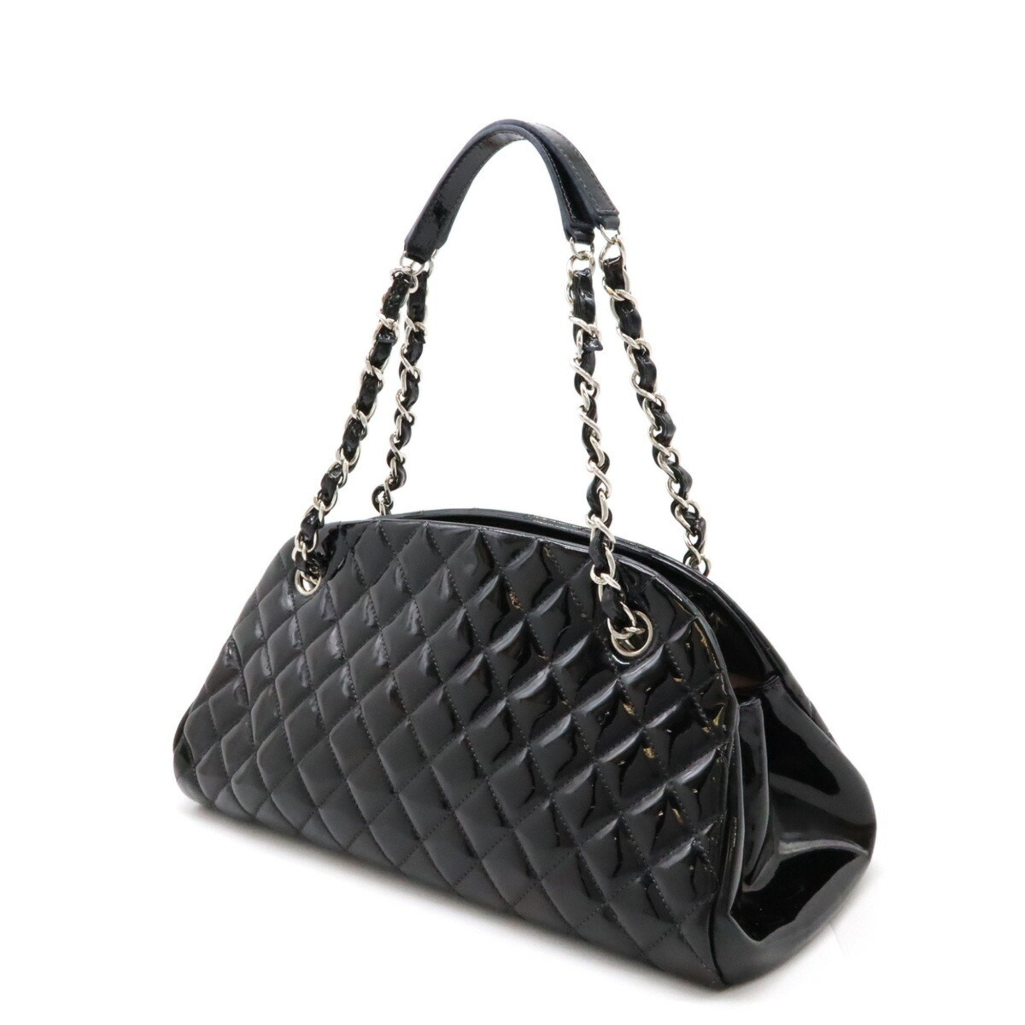 Chanel Black Shoulder Bag (Pre-Owned)