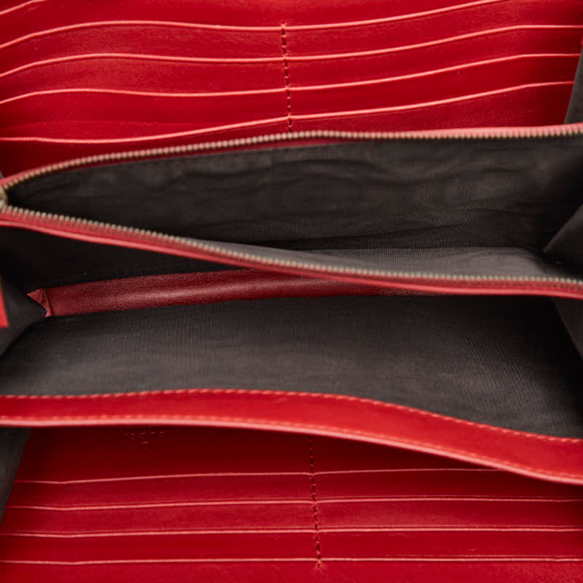 Gucci Red Color Leather Shoulder Bag (Pre-Owned)