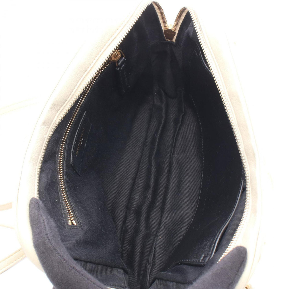 Yves Saint Laurent Ivory Leather Shoulder Bag (Pre-Owned)
