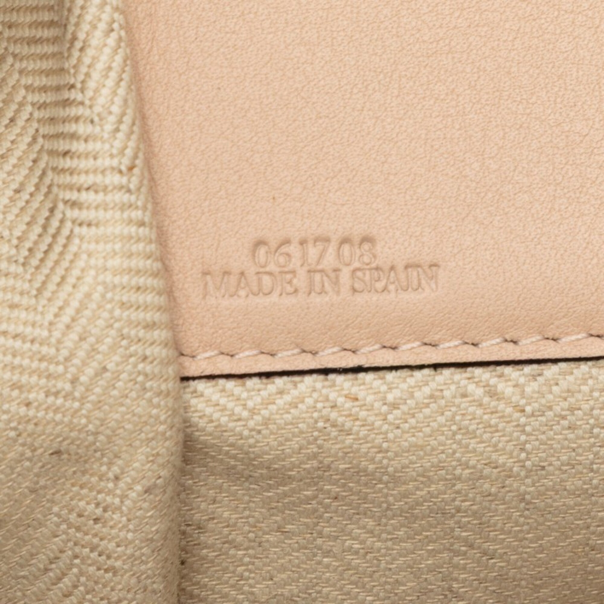 Loewe Pink Beige Leather Handbag Shoulder Bag (Pre-Owned)