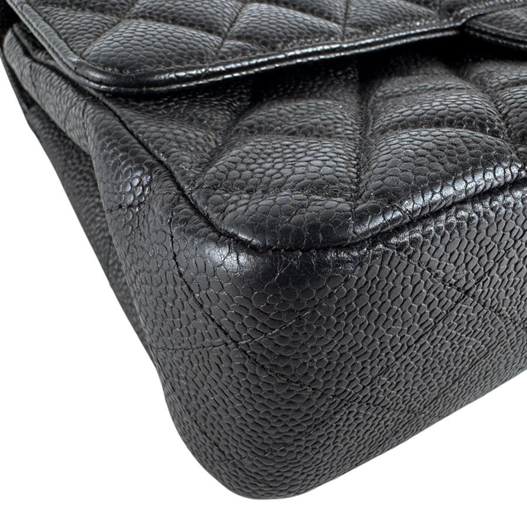 Chanel Black Grained Calfskin Shoulder Bag (Pre-Owned)