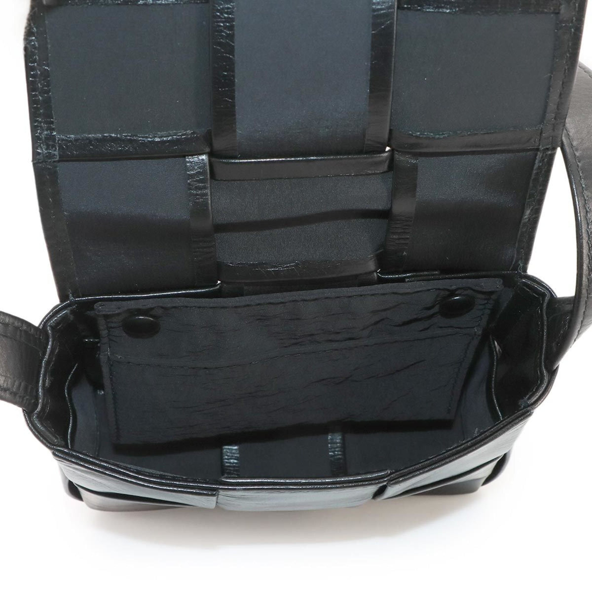 Bottega Veneta Black Leather Handbag Shoulder Bag (Pre-Owned)