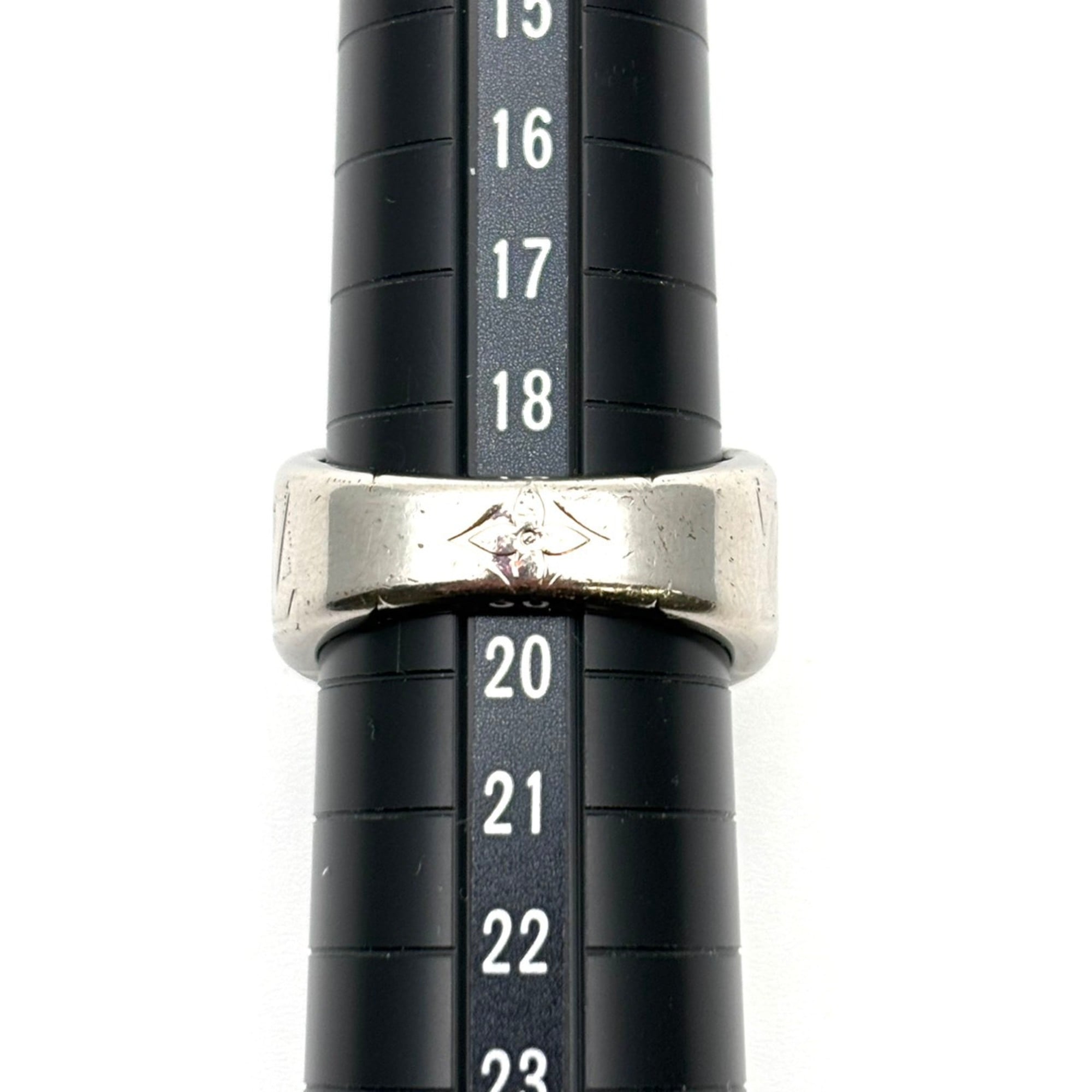 Louis Vuitton Silver Metal Band Ring (Pre-Owned)