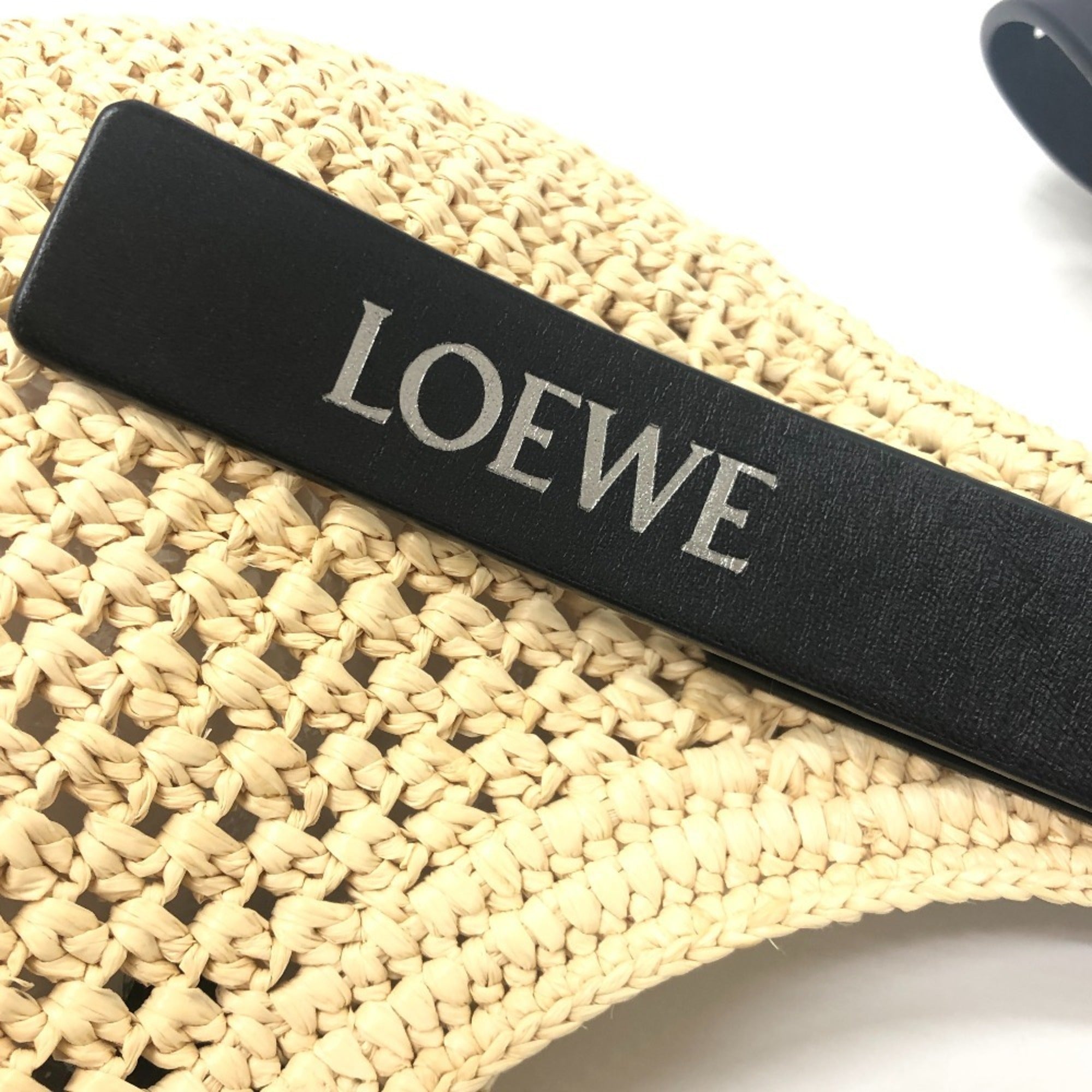 Loewe Black Raffia Shoulder Bag (Pre-Owned)